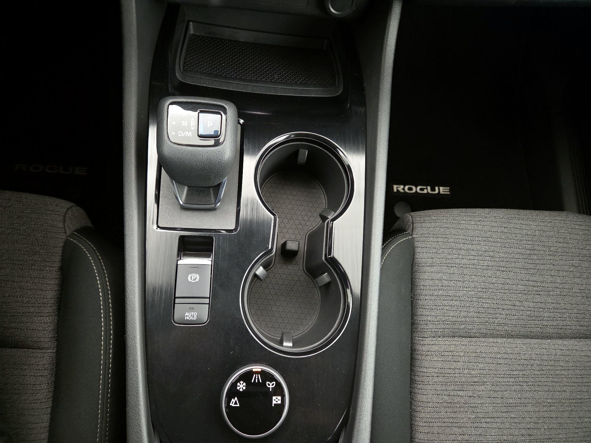 Thumbnail: 2021 Nissan Rogue - 17