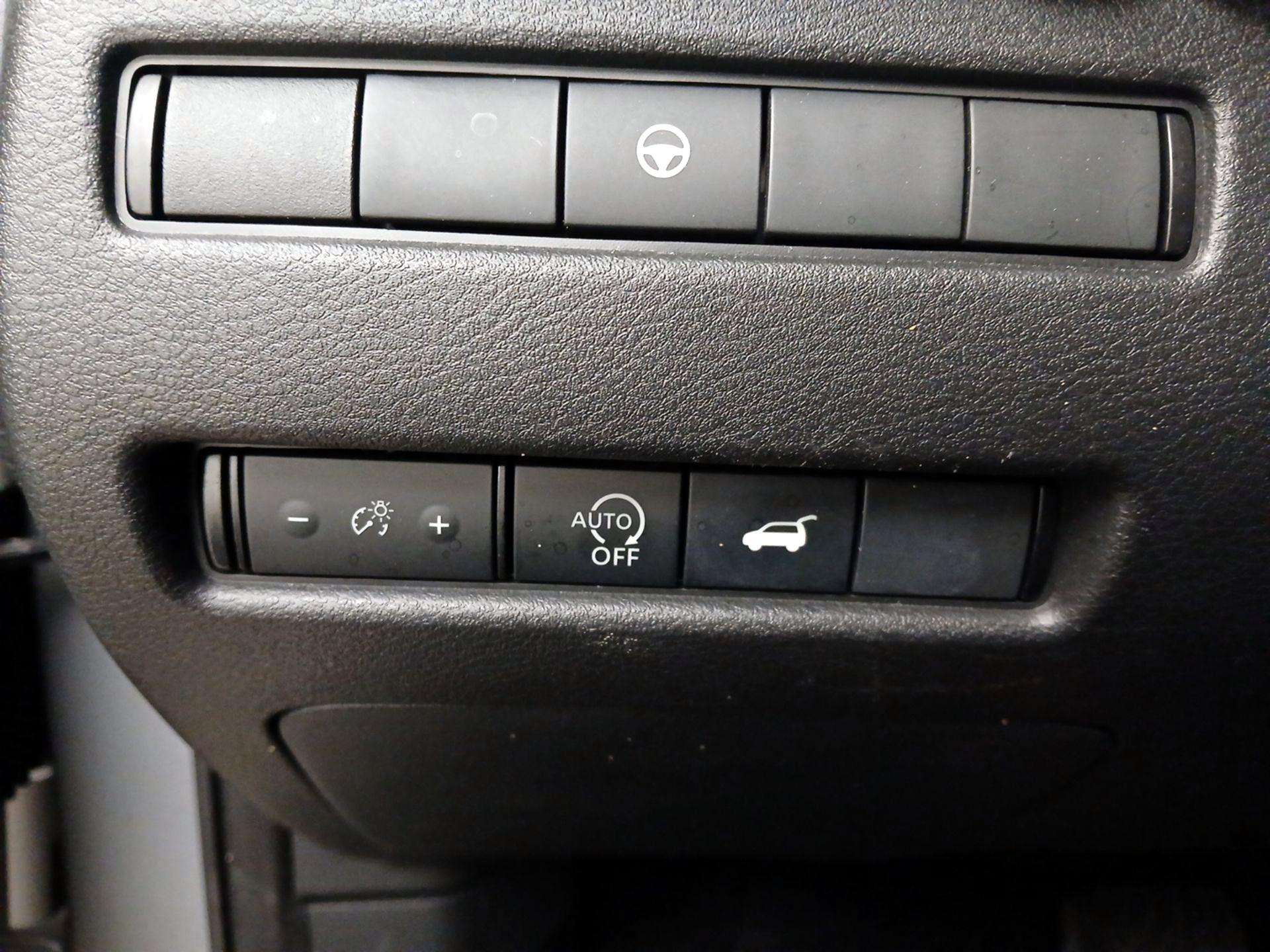 Thumbnail: 2023 Nissan Rogue - 13