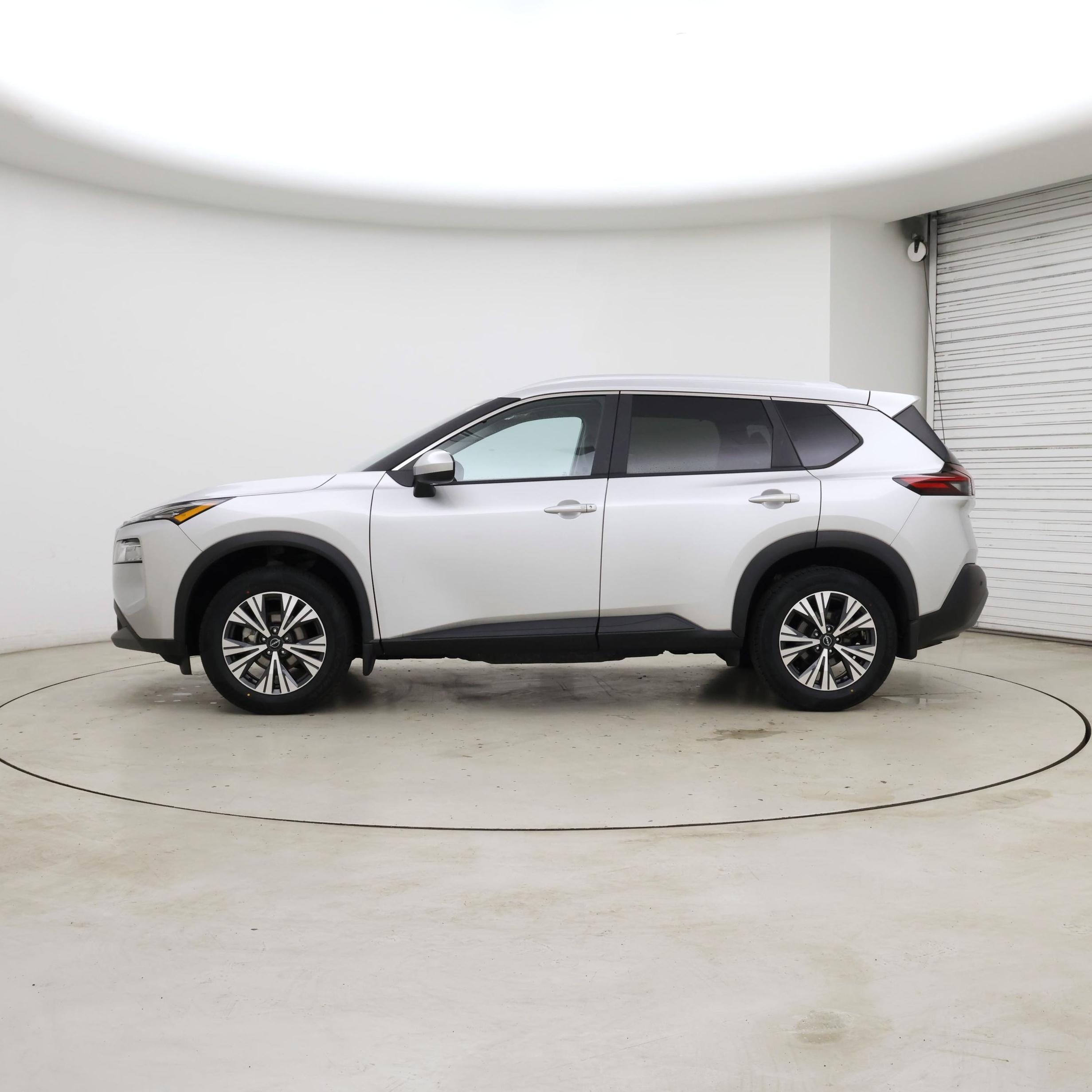 Thumbnail: 2023 Nissan Rogue - 3