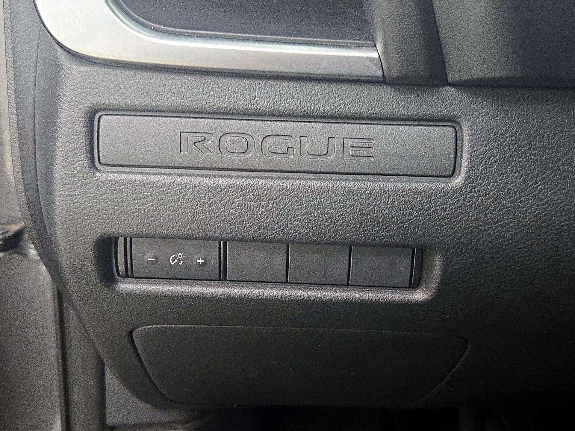 Thumbnail: 2023 Nissan Rogue - 13