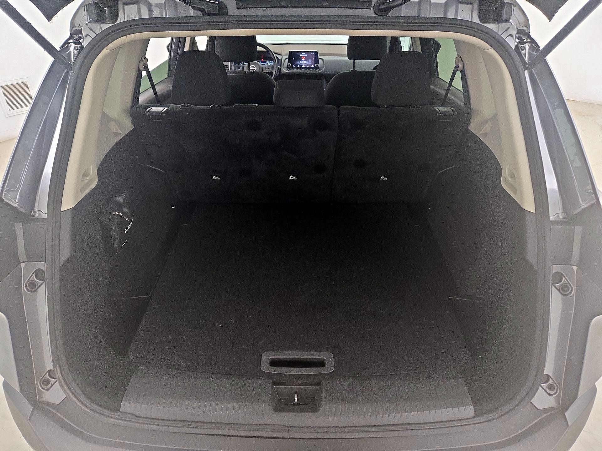 Thumbnail: 2023 Nissan Rogue - 20