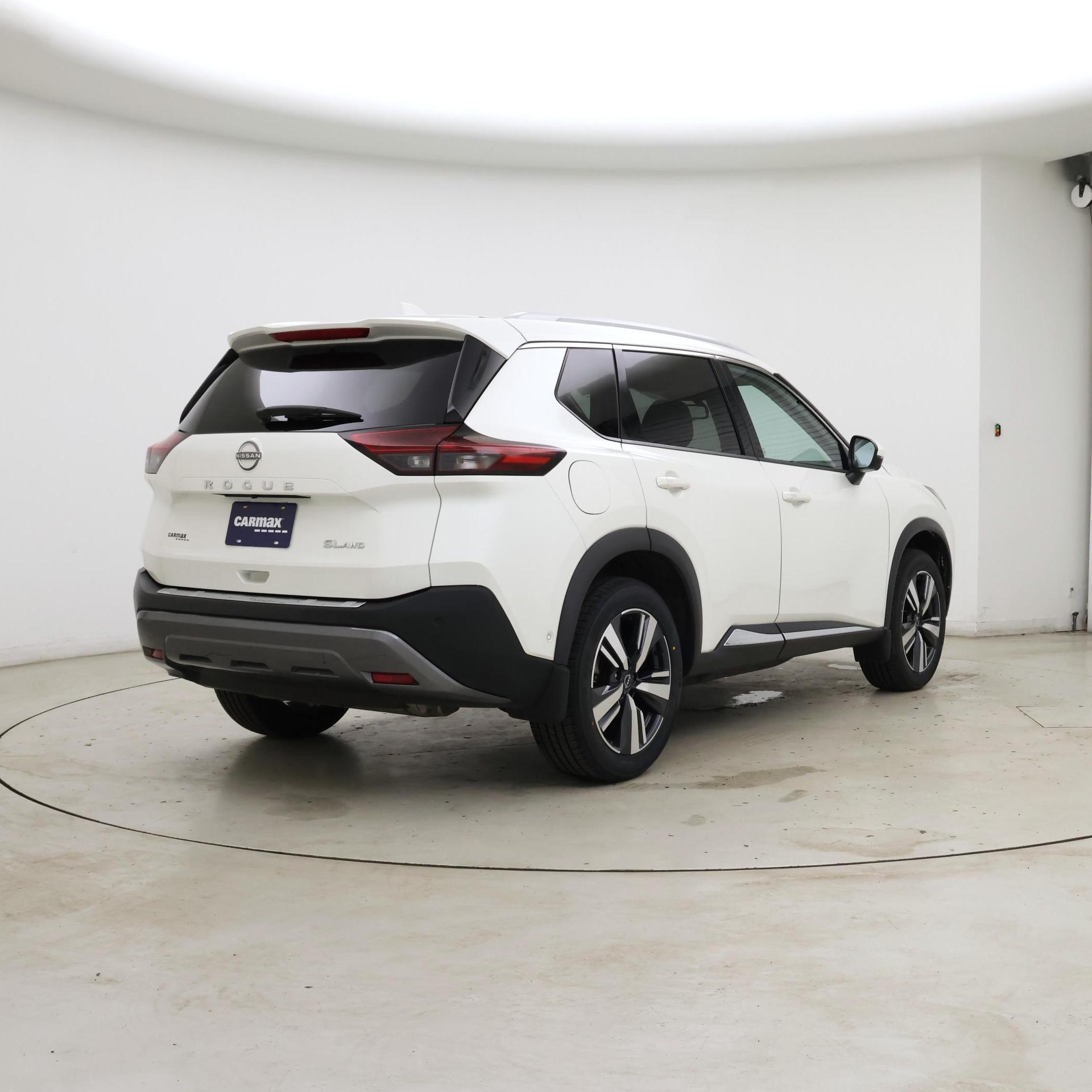 Thumbnail: 2023 Nissan Rogue - 8