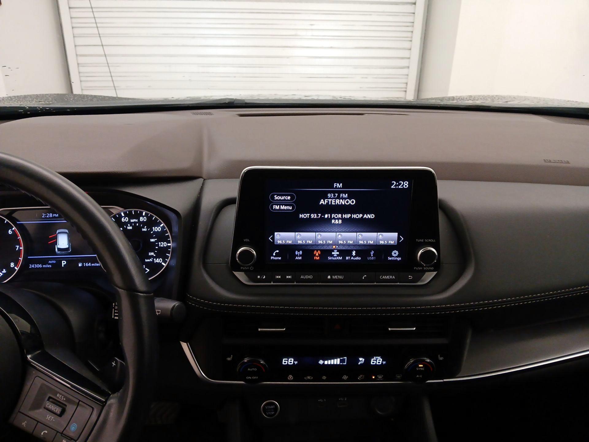 Thumbnail: 2023 Nissan Rogue - 9