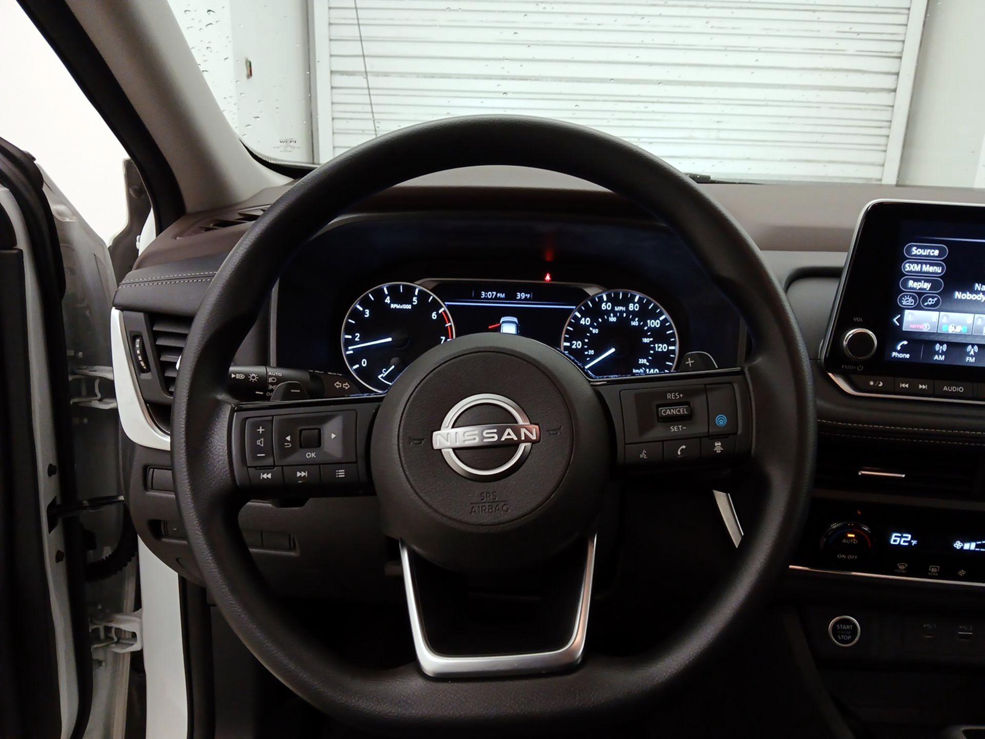 Thumbnail: 2023 Nissan Rogue - 10