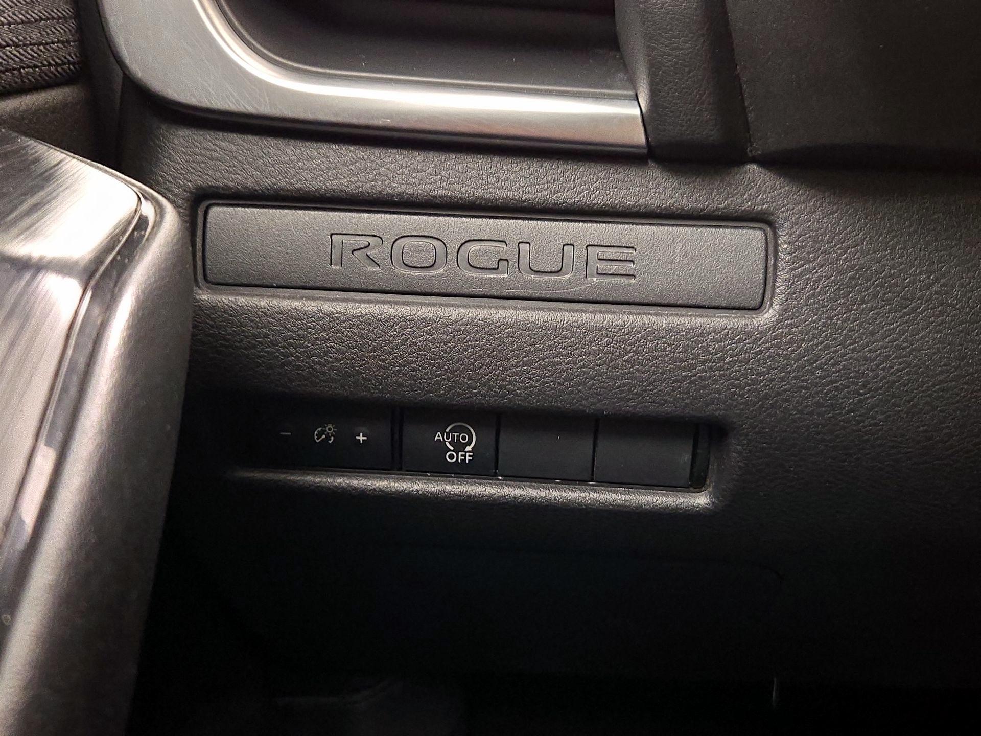 Thumbnail: 2023 Nissan Rogue - 13