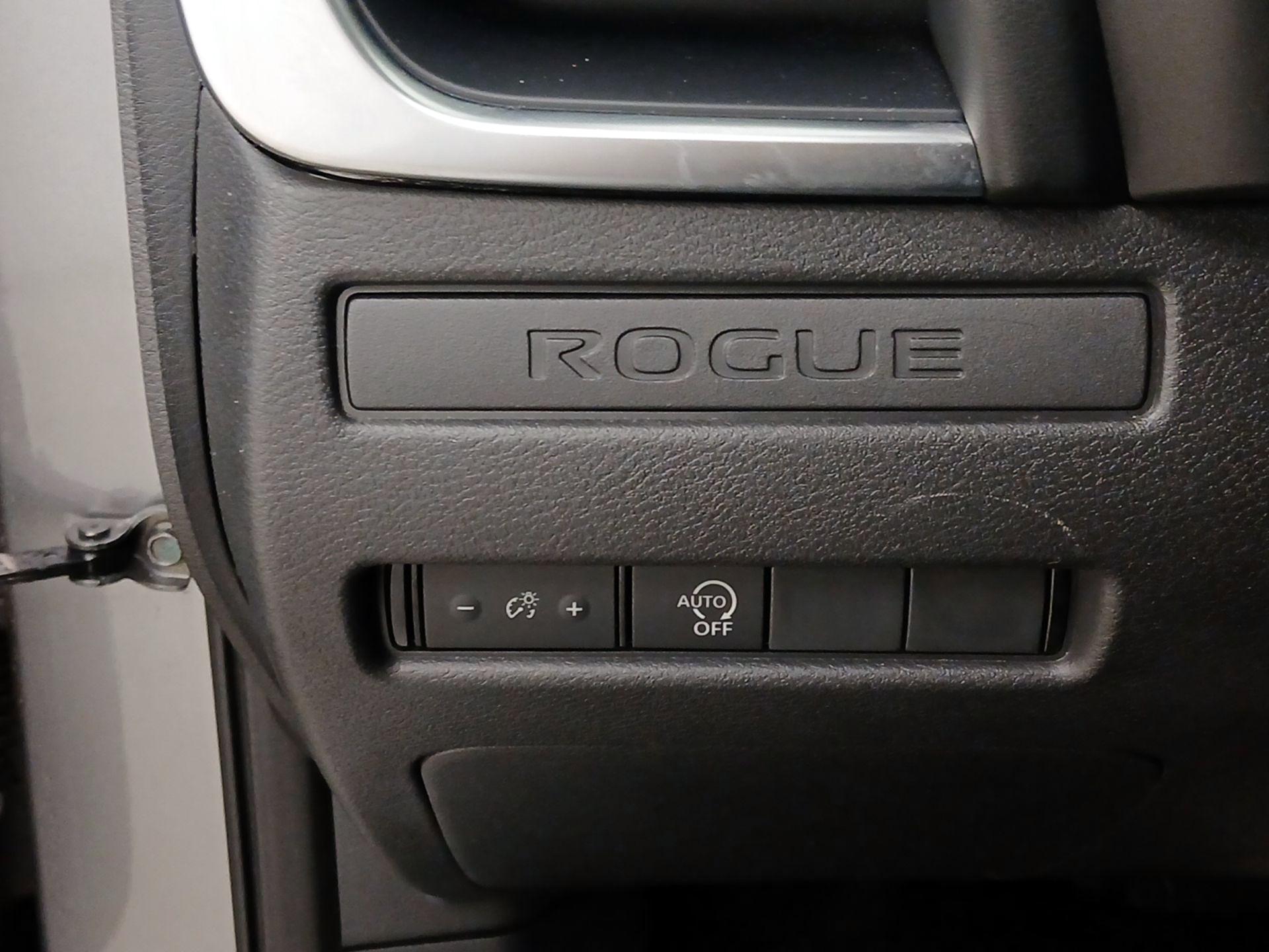 Thumbnail: 2023 Nissan Rogue - 13