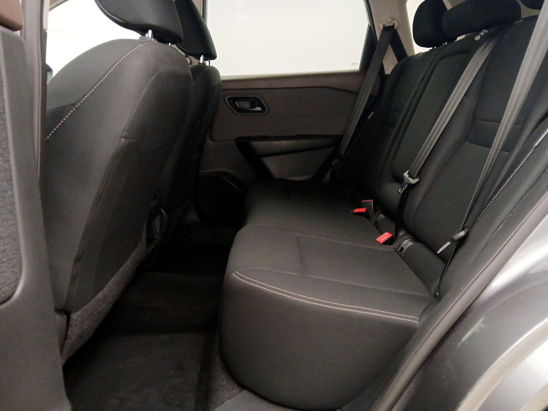 Thumbnail: 2023 Nissan Rogue - 19