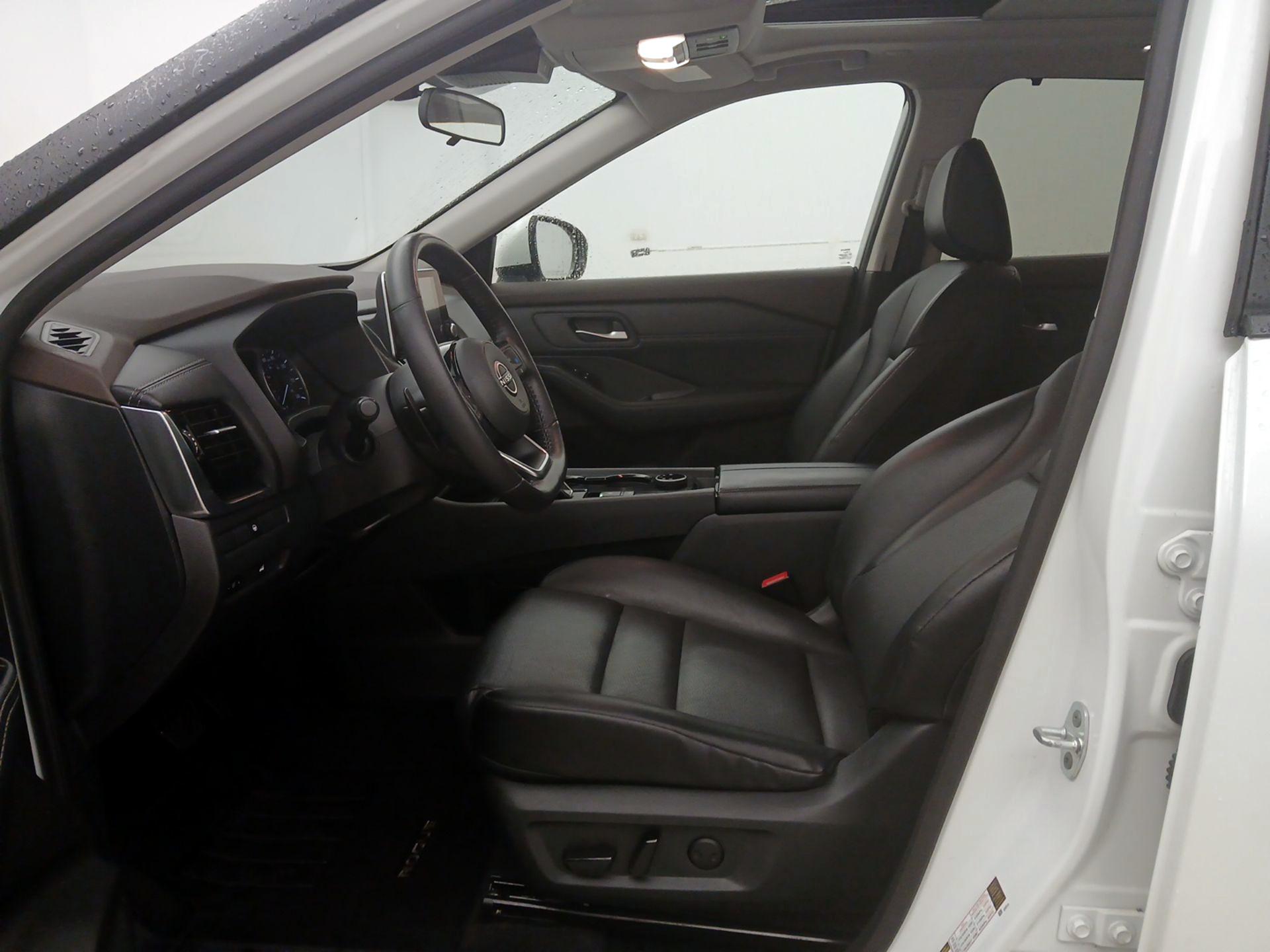 Thumbnail: 2023 Nissan Rogue - 11