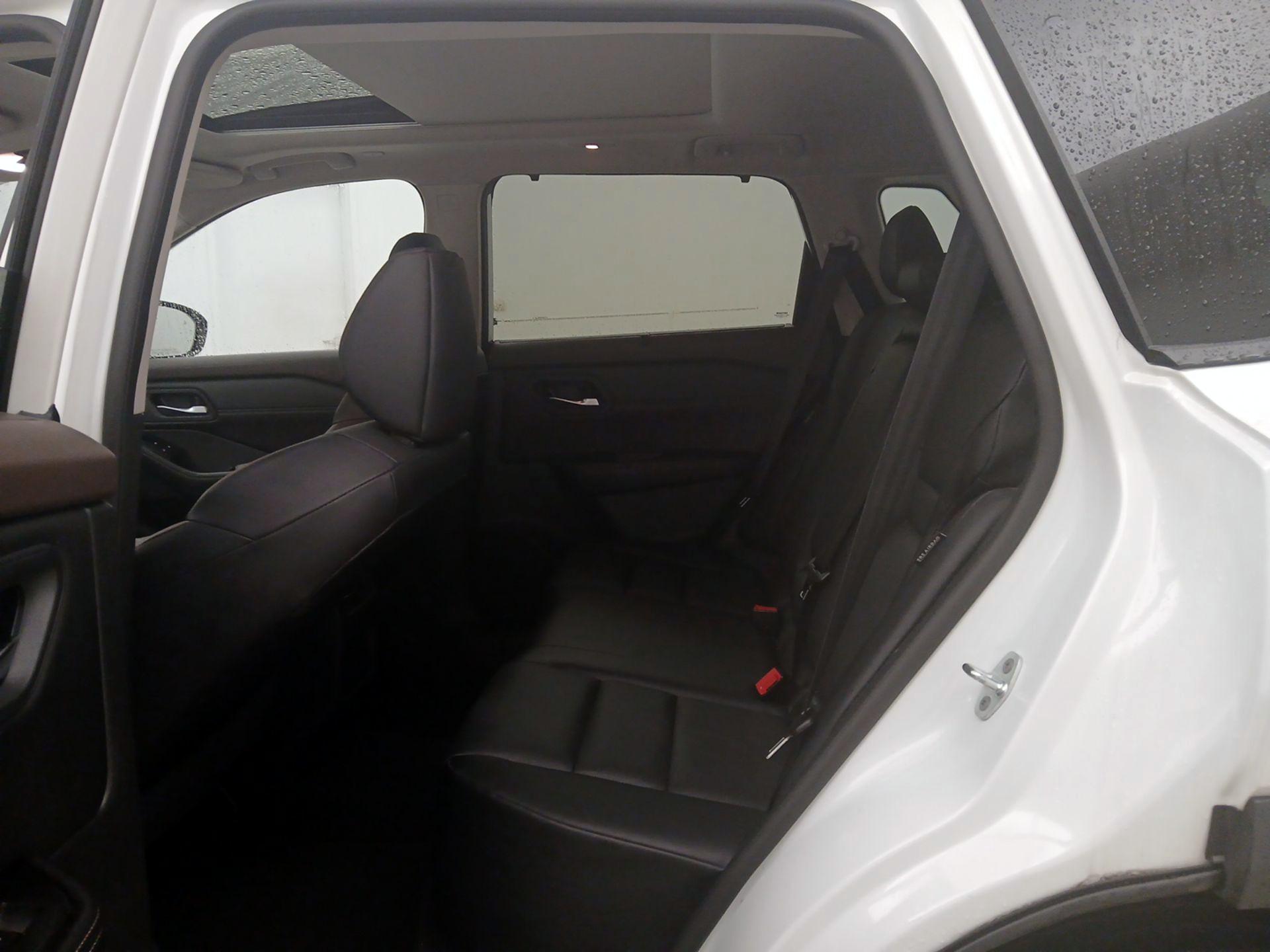 Thumbnail: 2023 Nissan Rogue - 20