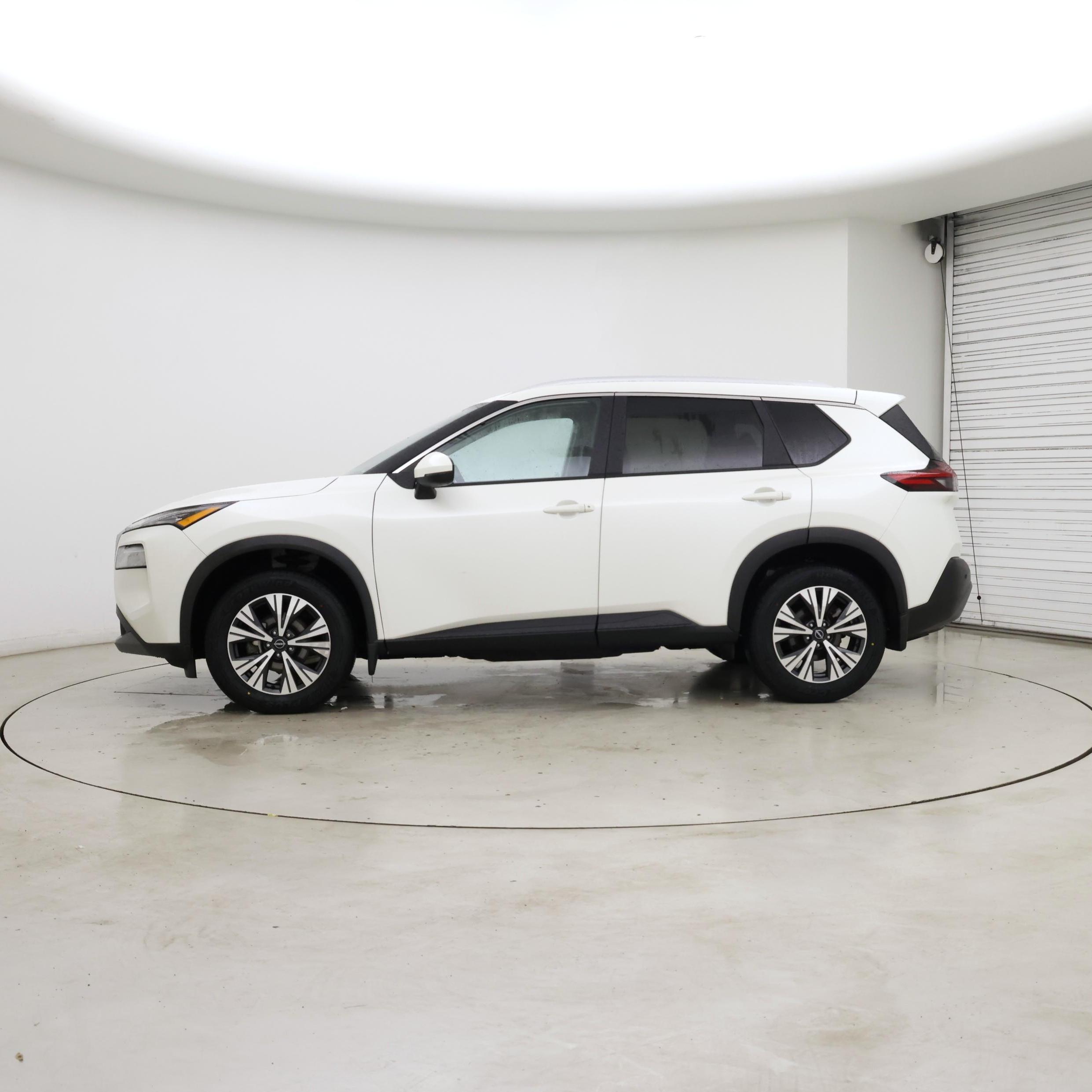 Thumbnail: 2023 Nissan Rogue - 3