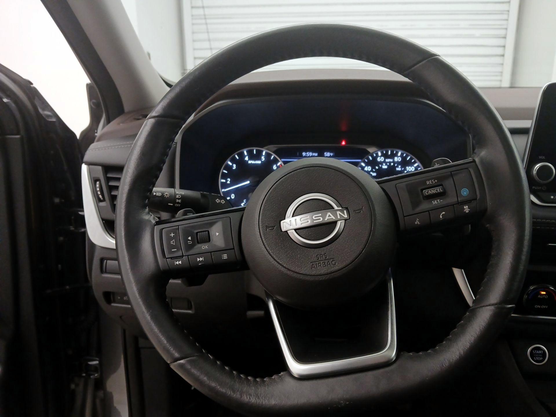 Thumbnail: 2023 Nissan Rogue - 10