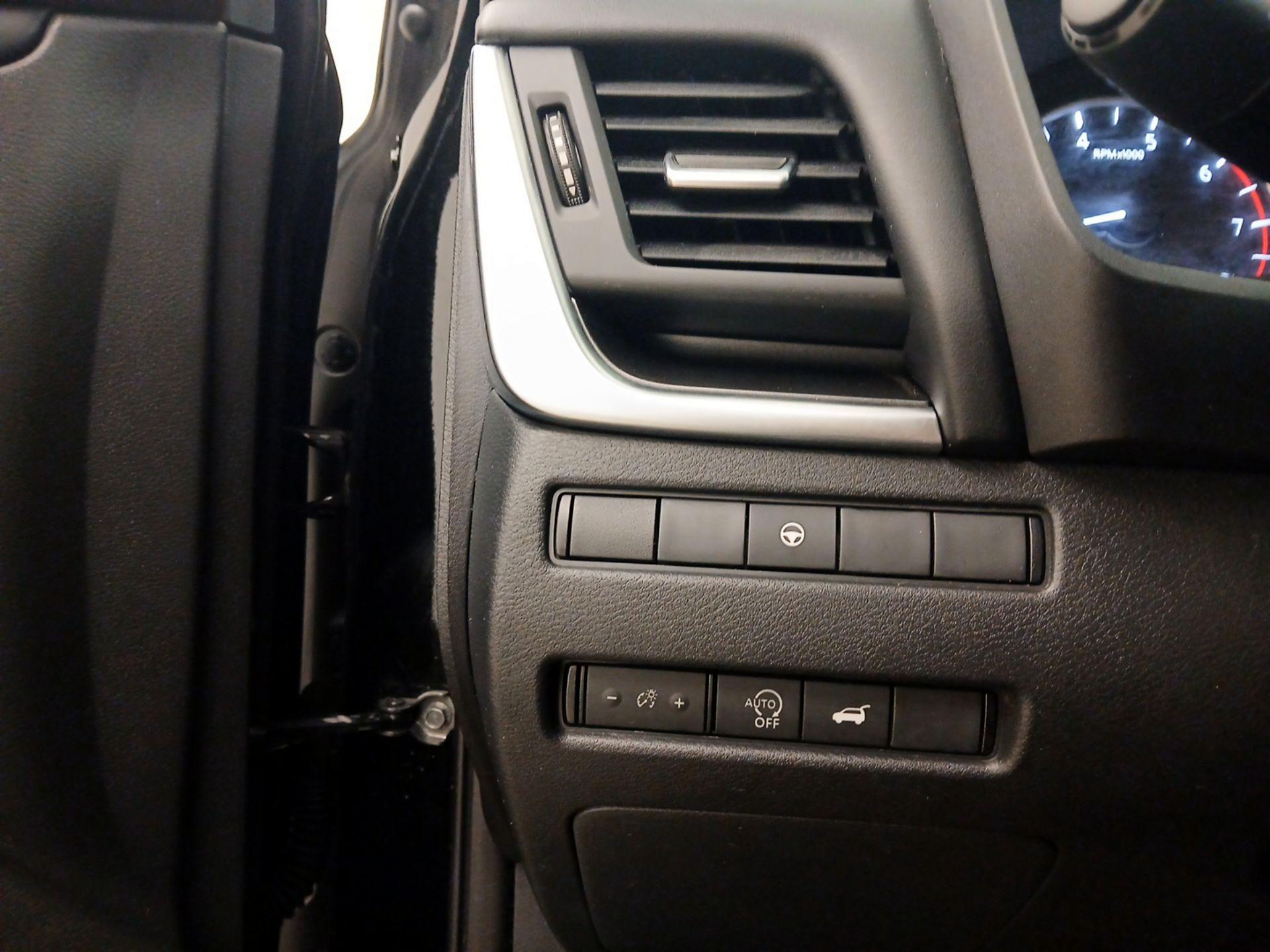 Thumbnail: 2023 Nissan Rogue - 13