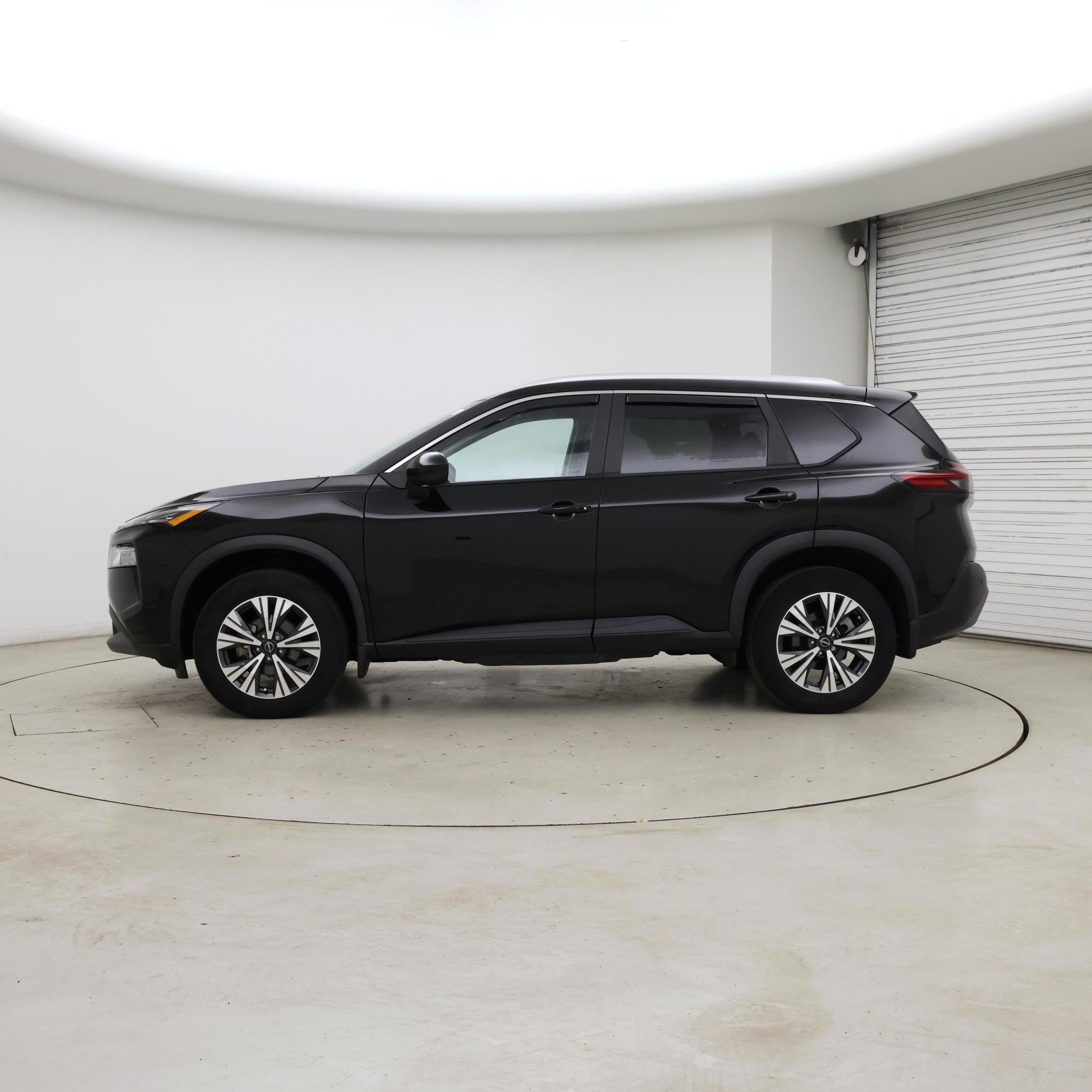 Thumbnail: 2023 Nissan Rogue - 3