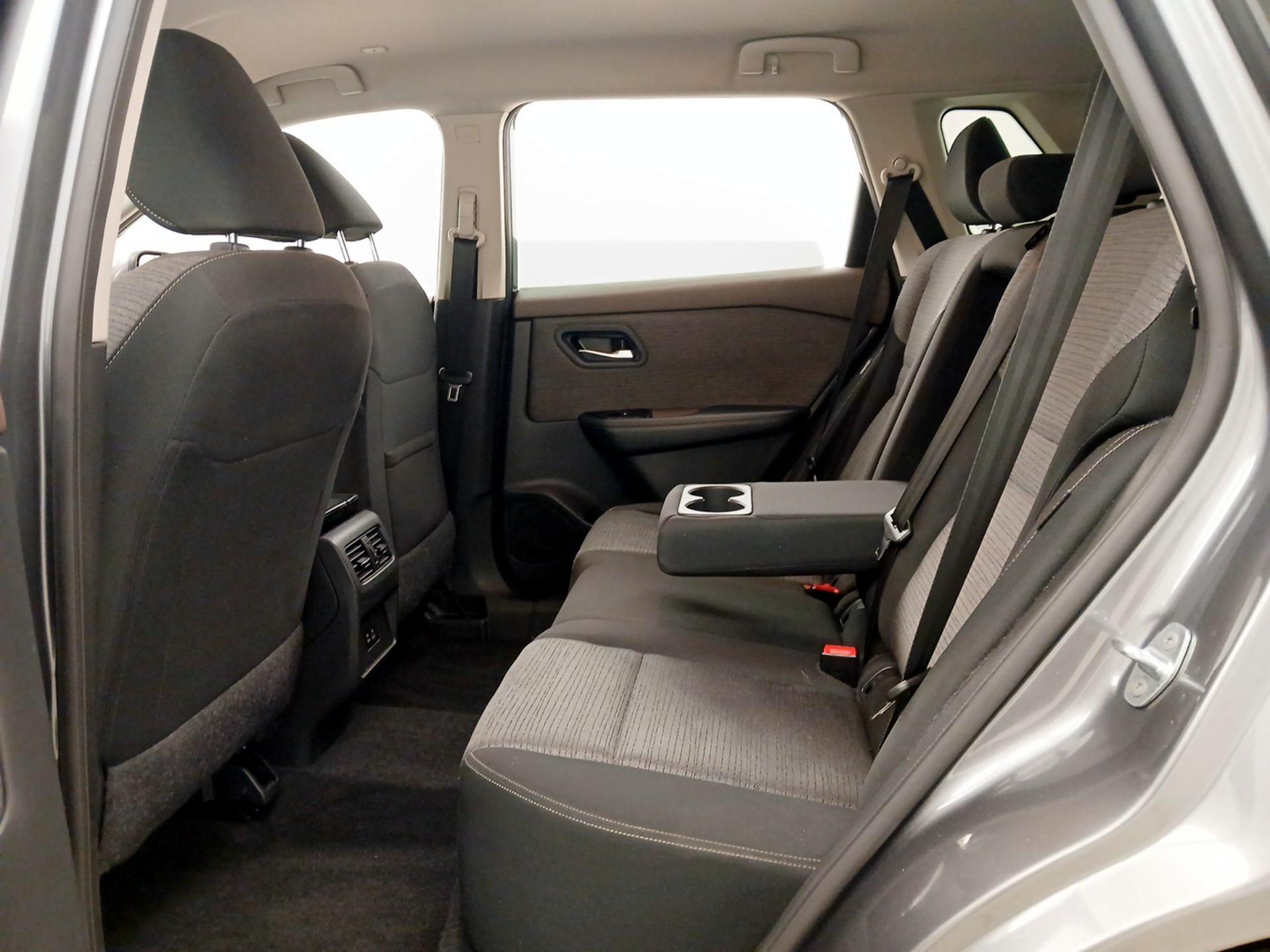 Thumbnail: 2023 Nissan Rogue - 17