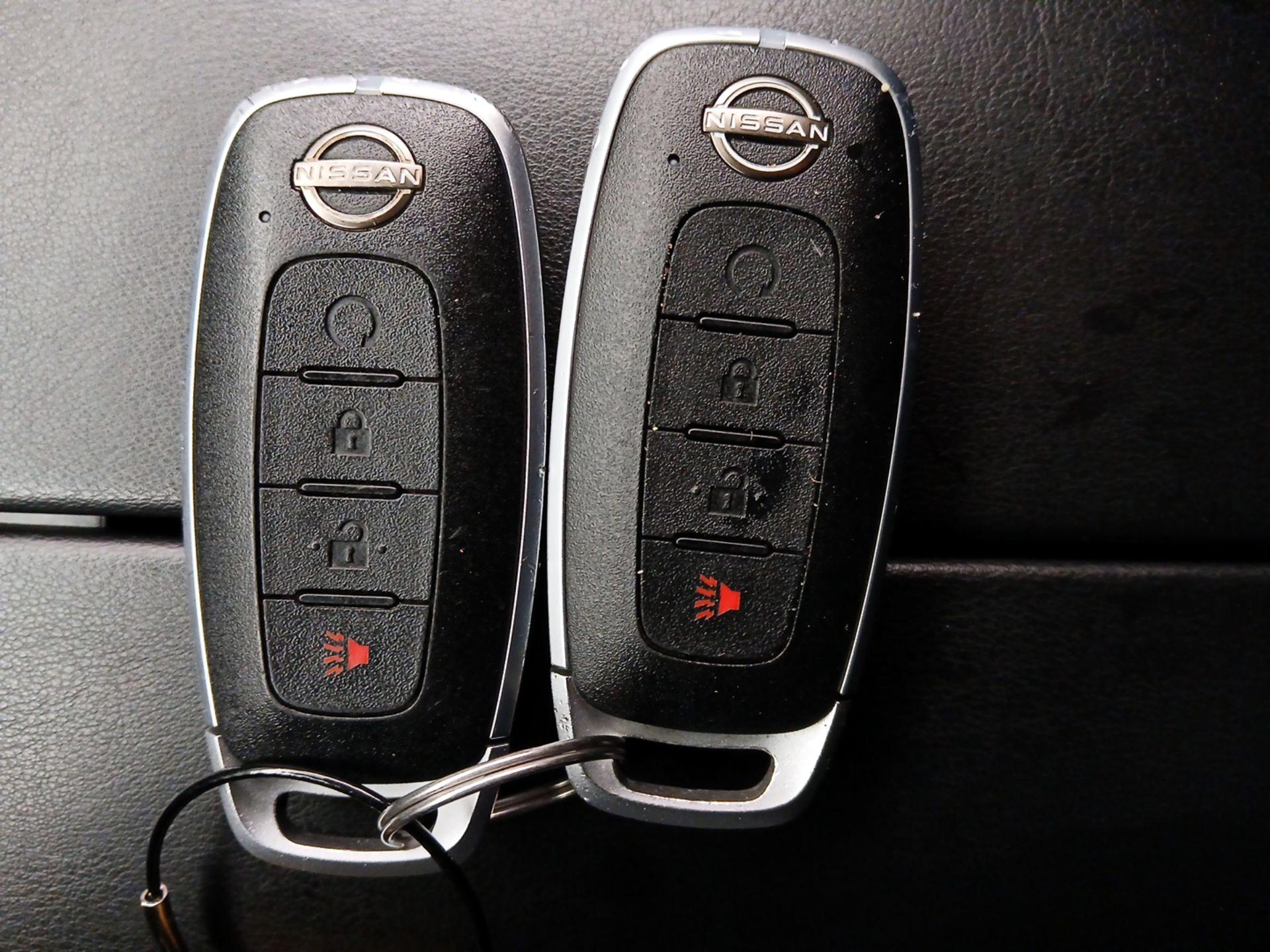 Thumbnail: 2023 Nissan Rogue - 20