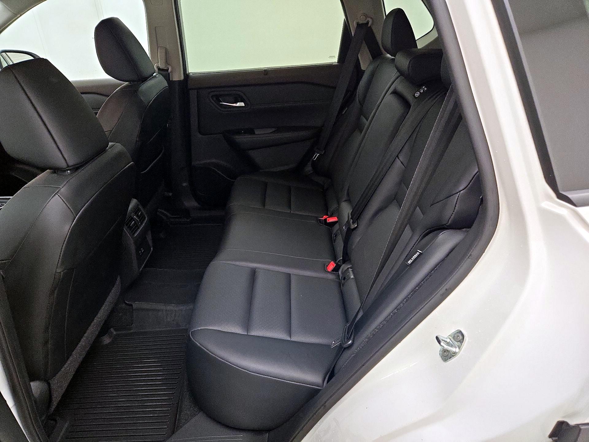 Thumbnail: 2023 Nissan Rogue - 18