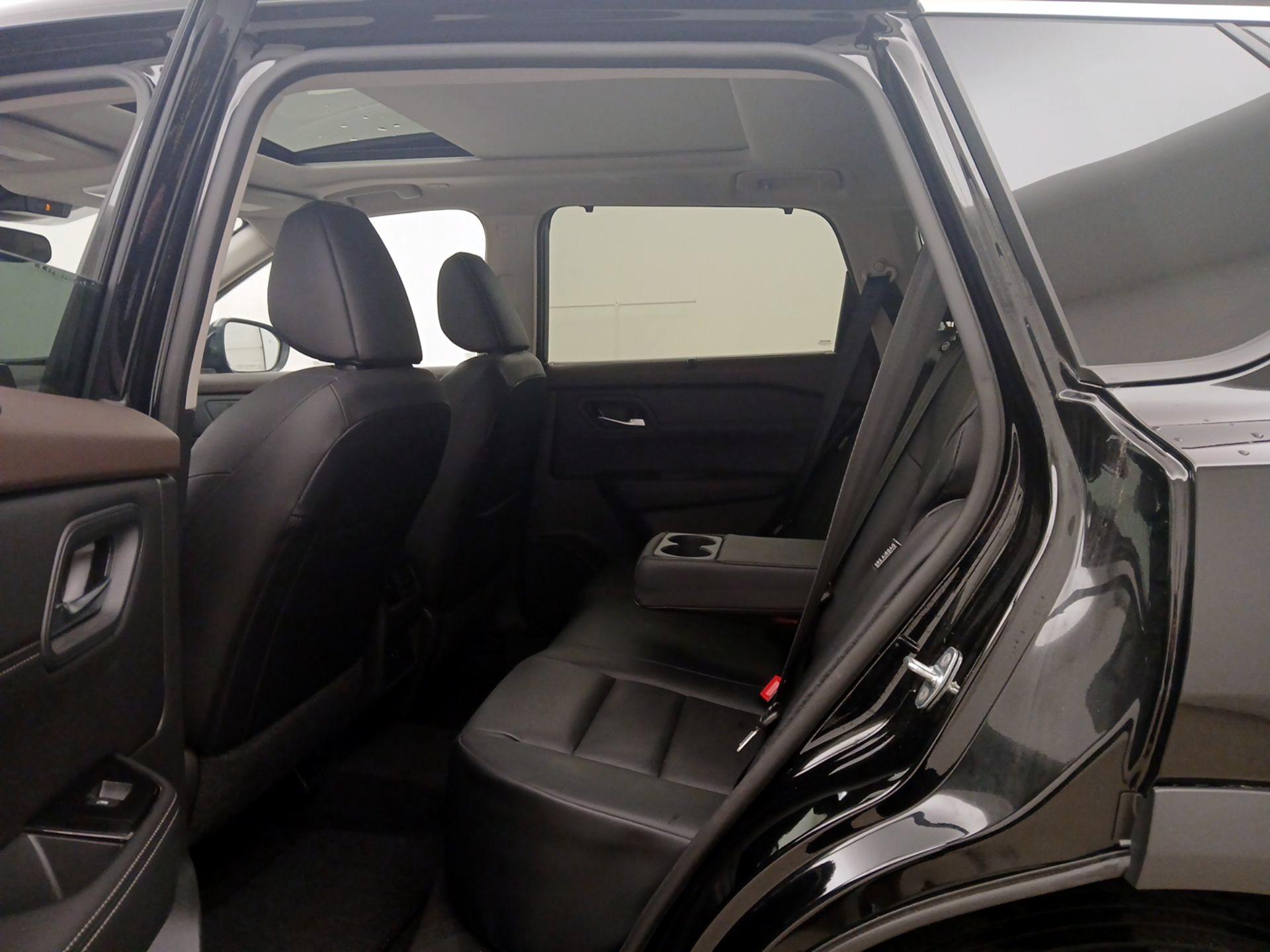 Thumbnail: 2023 Nissan Rogue - 20