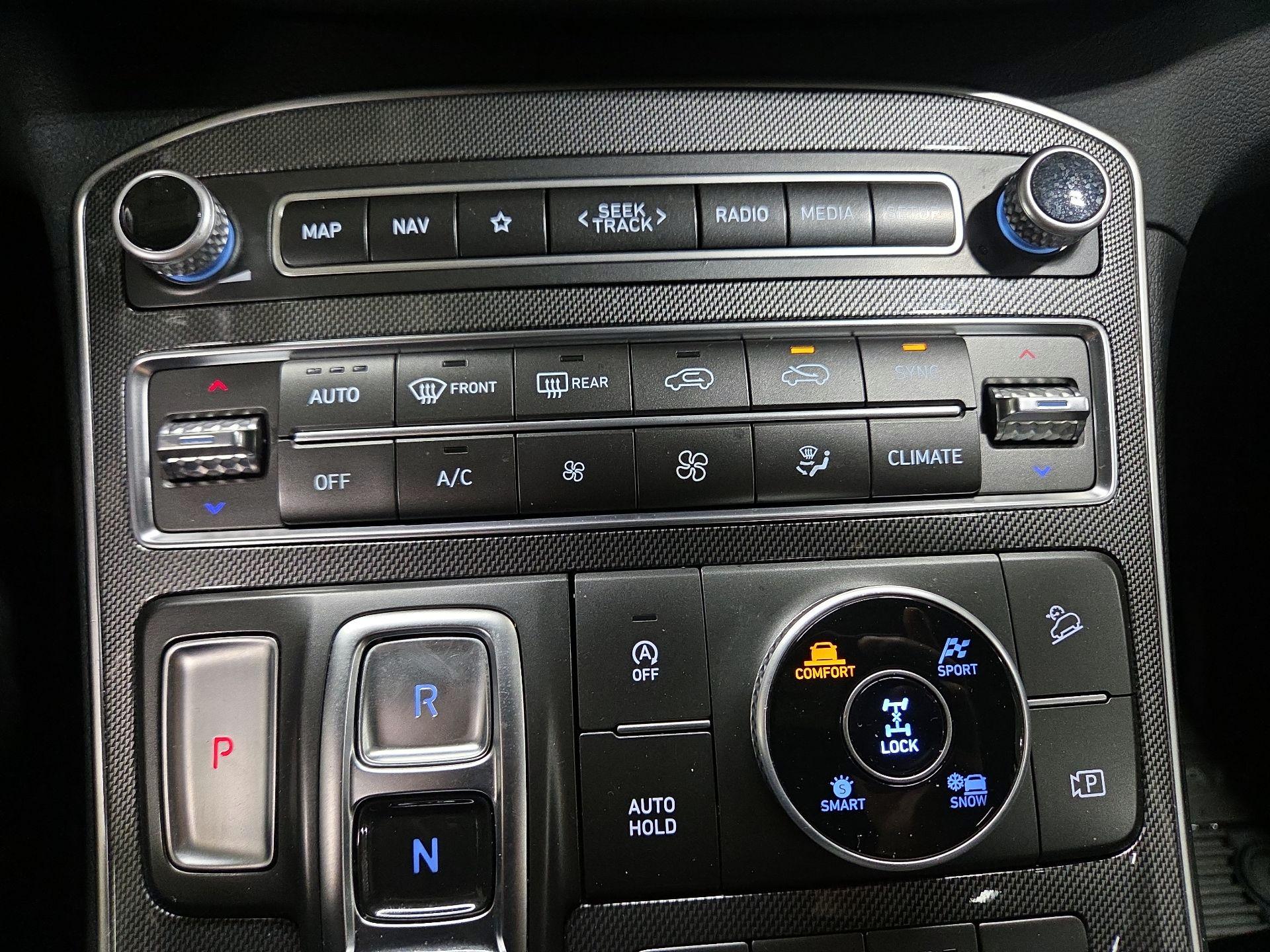 Thumbnail: 2023 Hyundai Santa Fe - 17