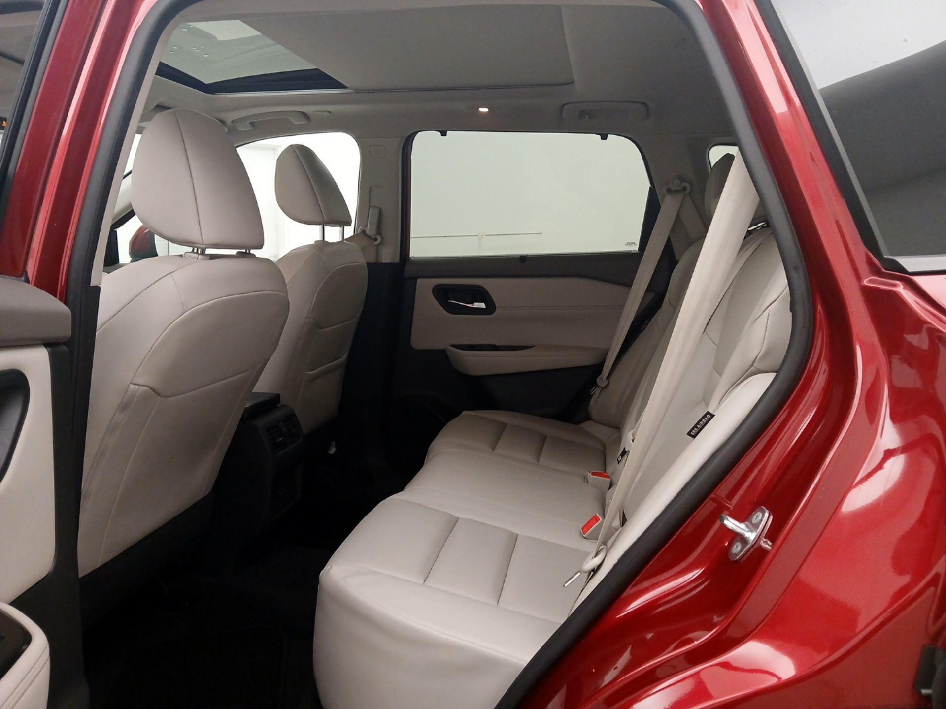 Thumbnail: 2023 Nissan Rogue - 20