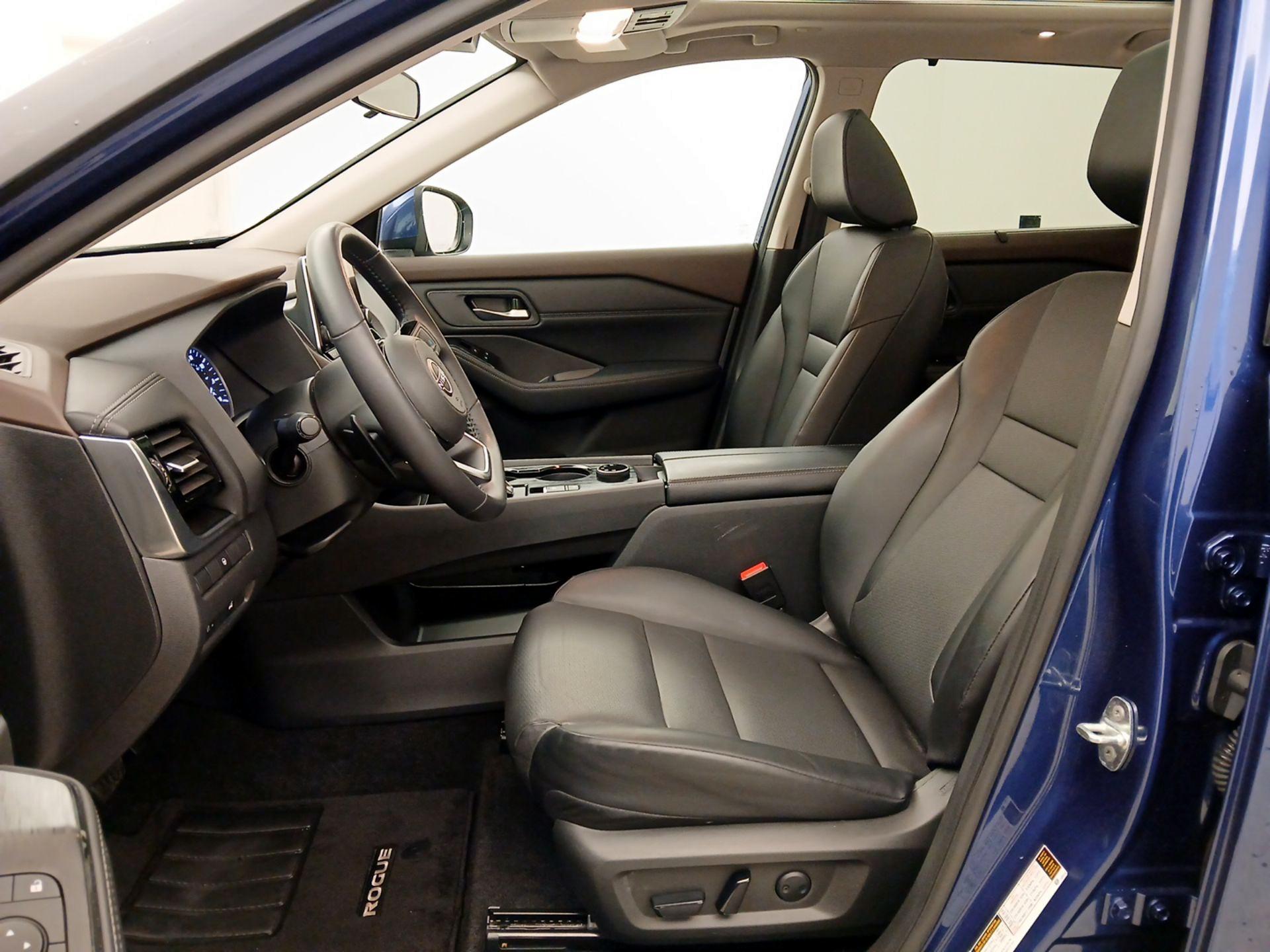 Thumbnail: 2023 Nissan Rogue - 11