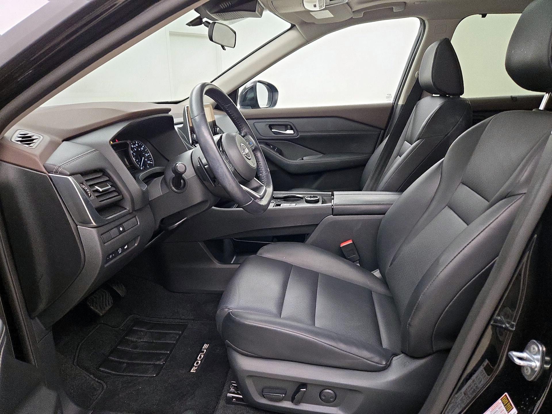 Thumbnail: 2023 Nissan Rogue - 11