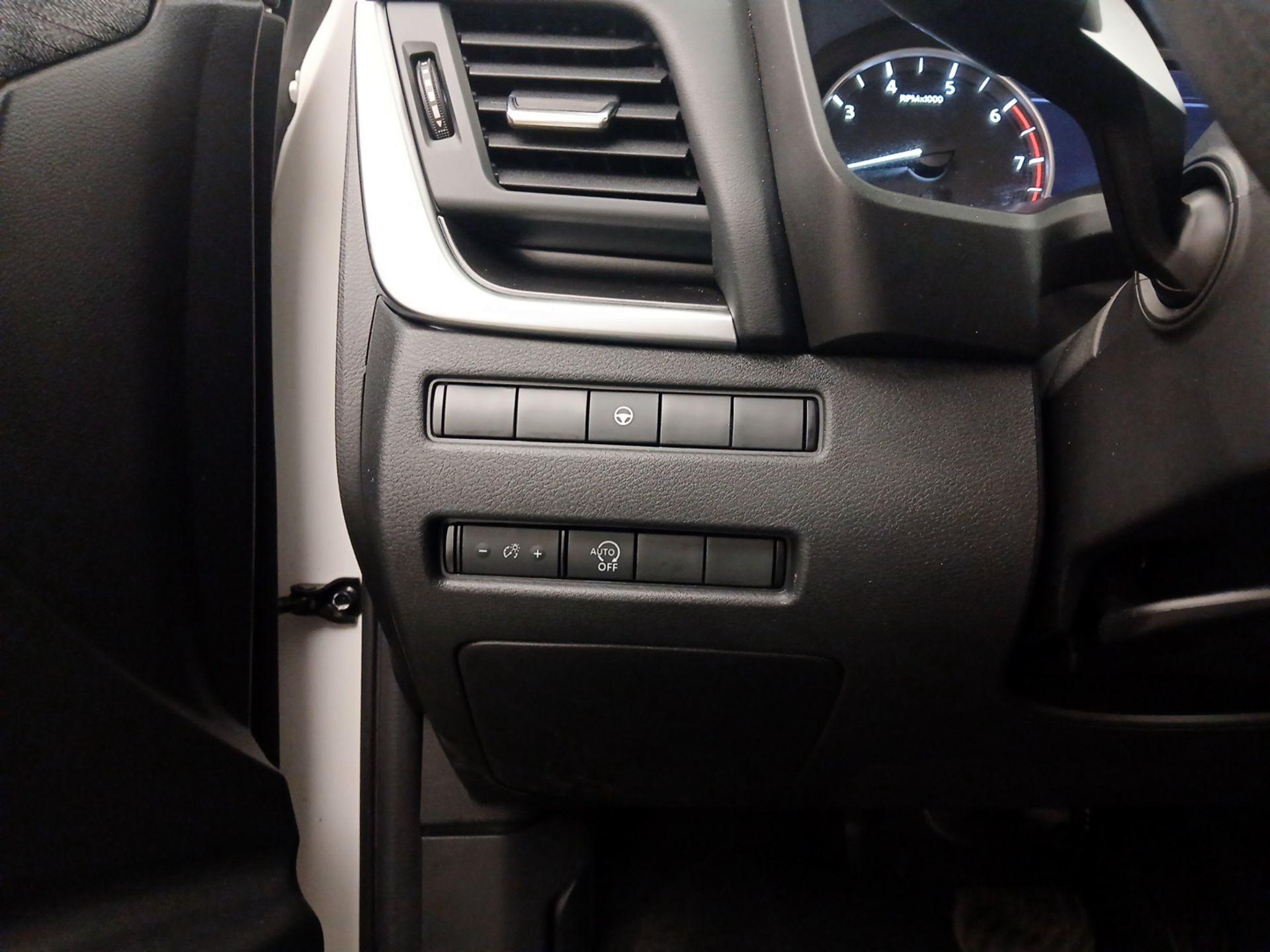 Thumbnail: 2023 Nissan Rogue - 13