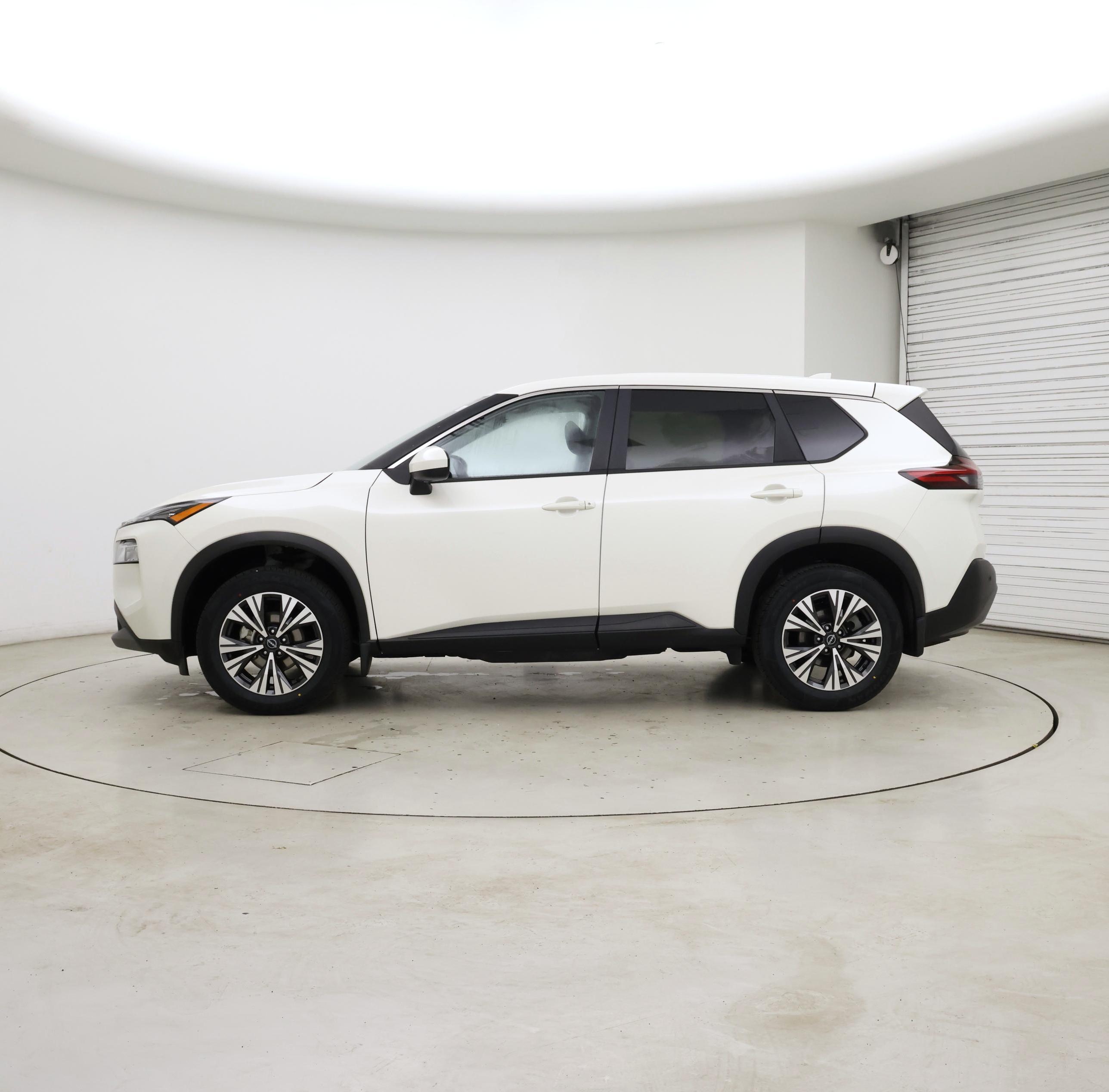 Thumbnail: 2023 Nissan Rogue - 3