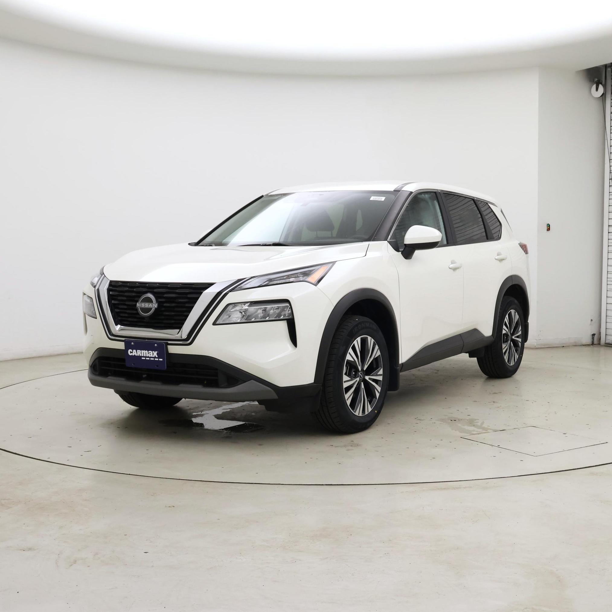 Thumbnail: 2023 Nissan Rogue - 4