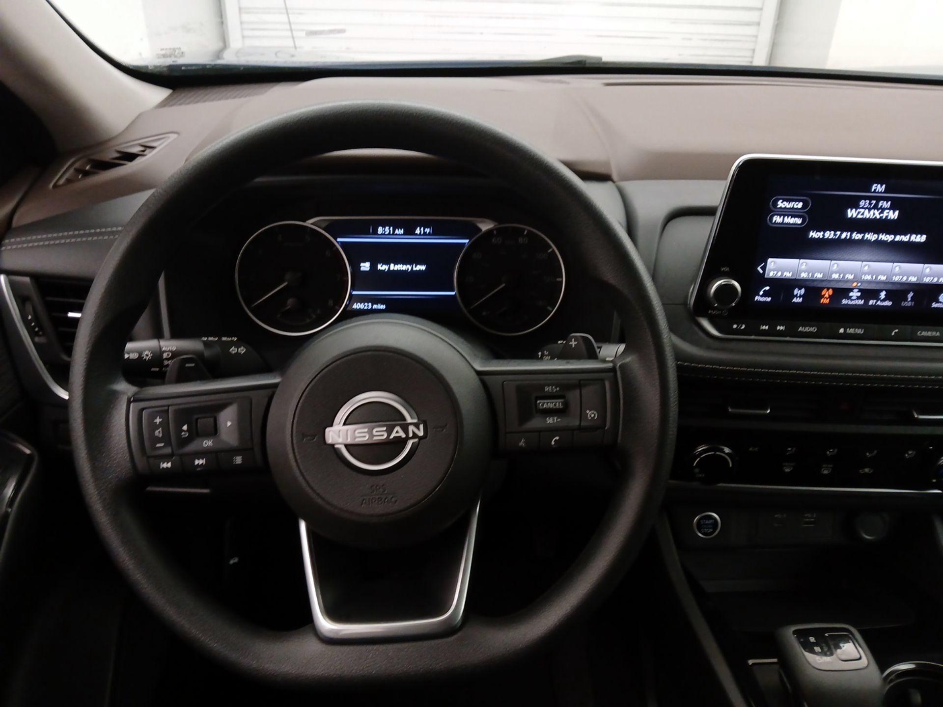 Thumbnail: 2023 Nissan Rogue - 10