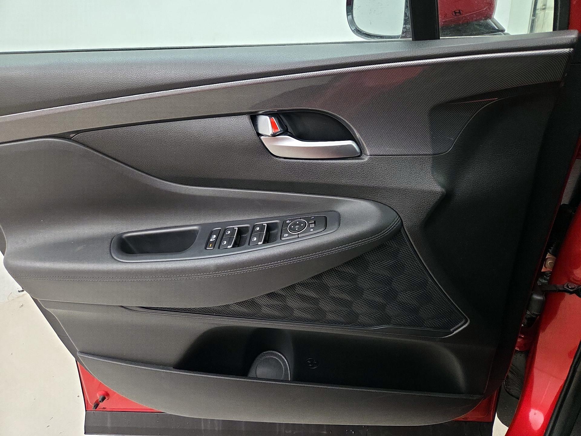 Thumbnail: 2023 Hyundai Santa Fe - 12