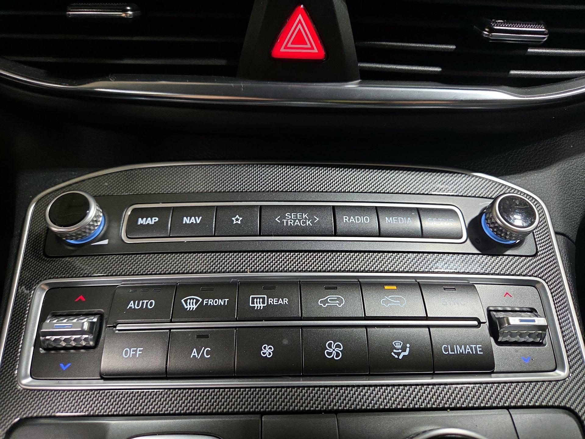 Thumbnail: 2023 Hyundai Santa Fe - 17