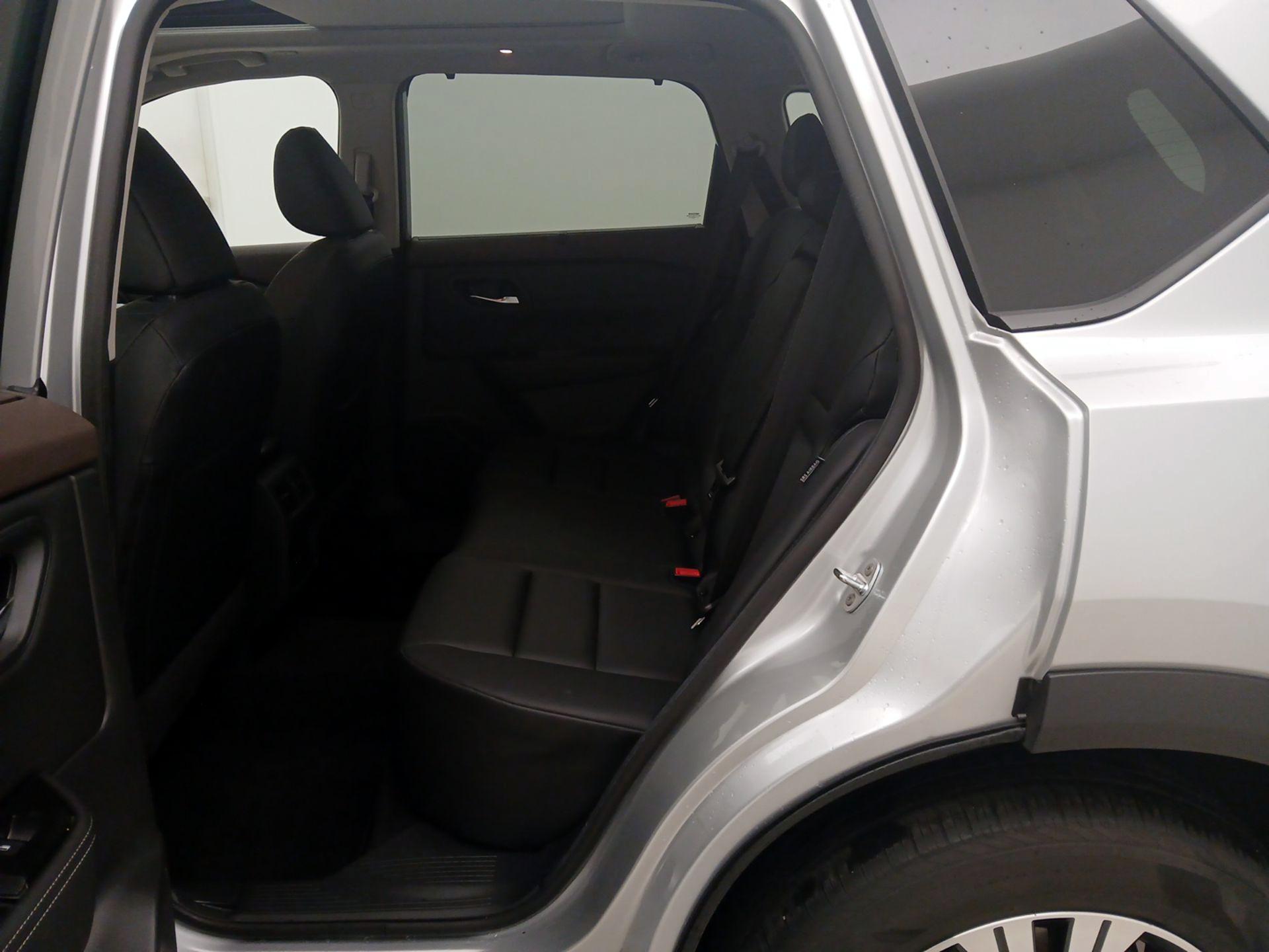 Thumbnail: 2023 Nissan Rogue - 20