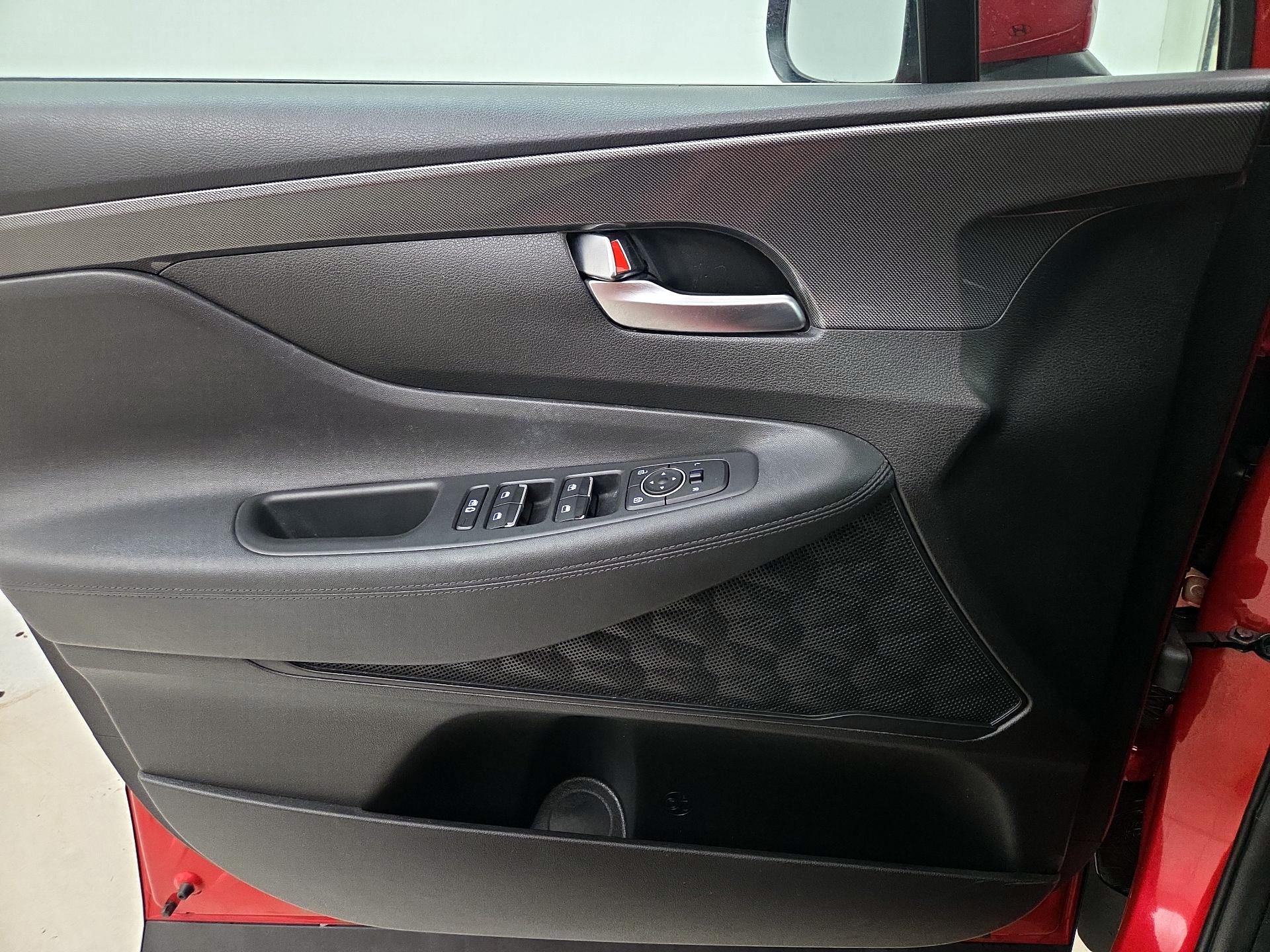 Thumbnail: 2023 Hyundai Santa Fe - 12