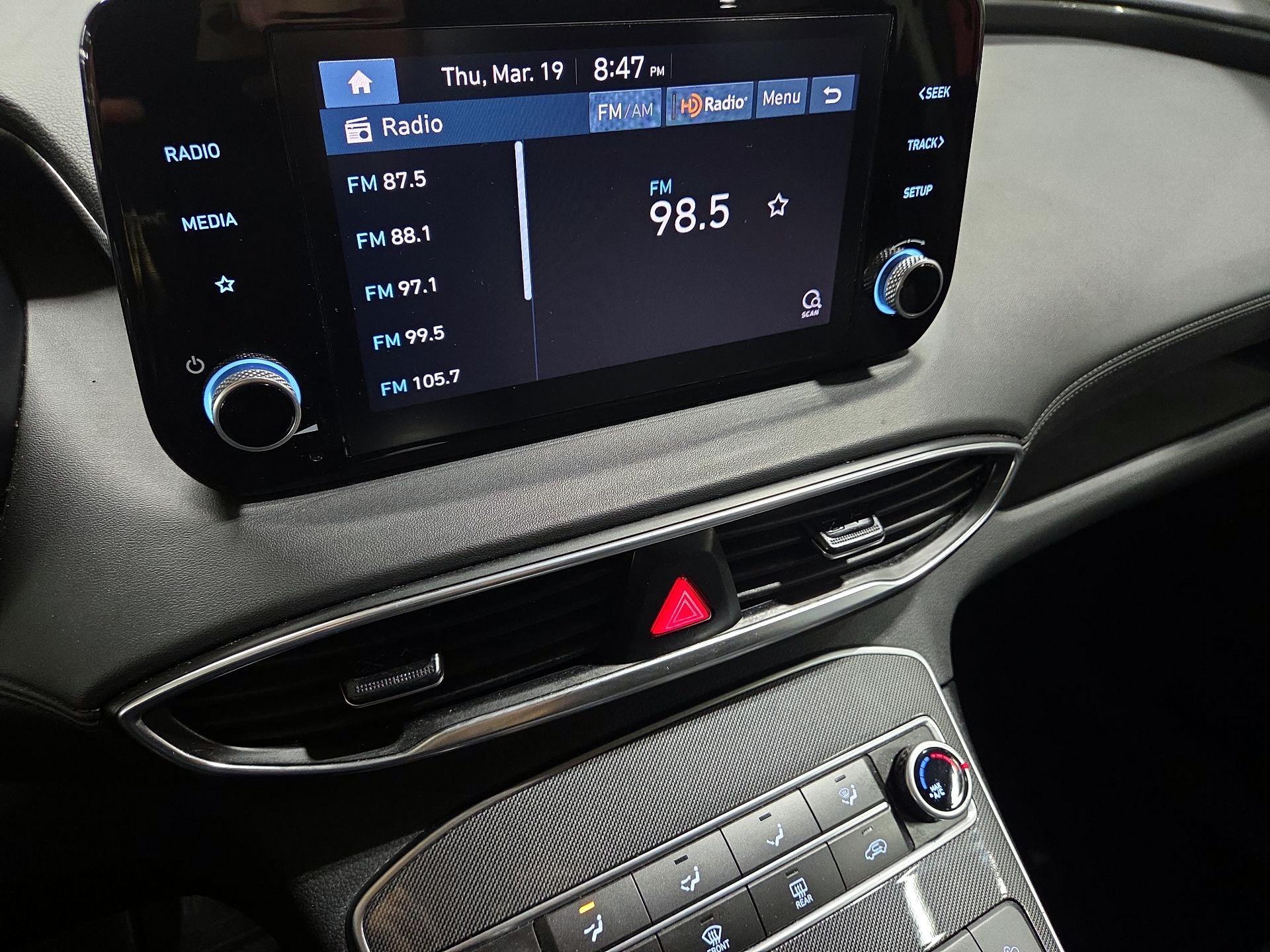 Thumbnail: 2023 Hyundai Santa Fe - 15