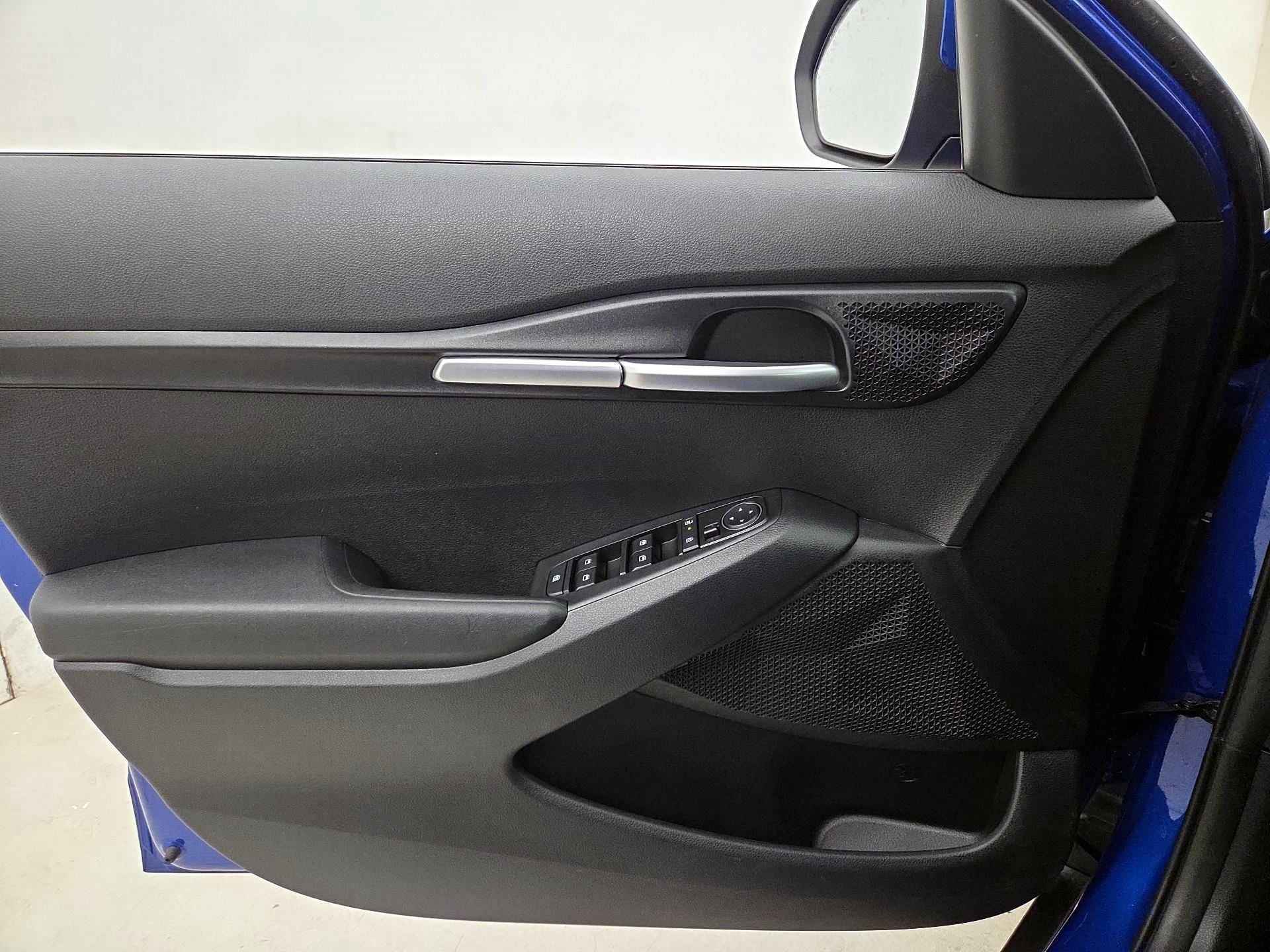 Thumbnail: 2024 Kia Seltos - 12