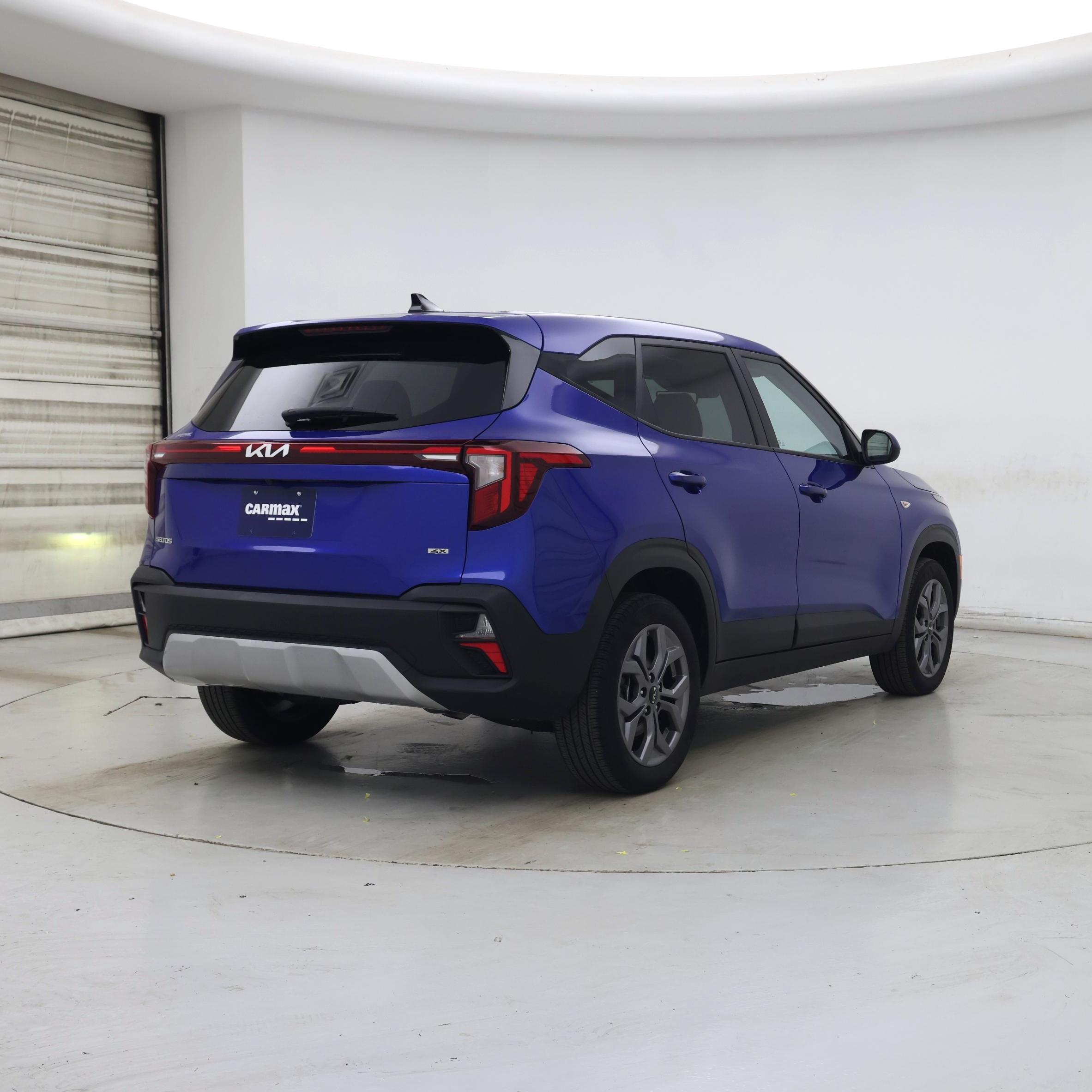 Thumbnail: 2024 Kia Seltos - 8