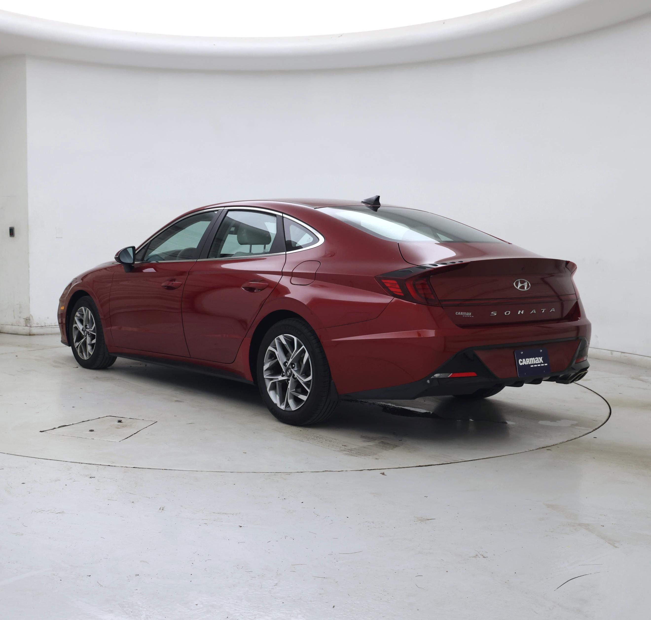 Thumbnail: 2023 Hyundai Sonata - 2