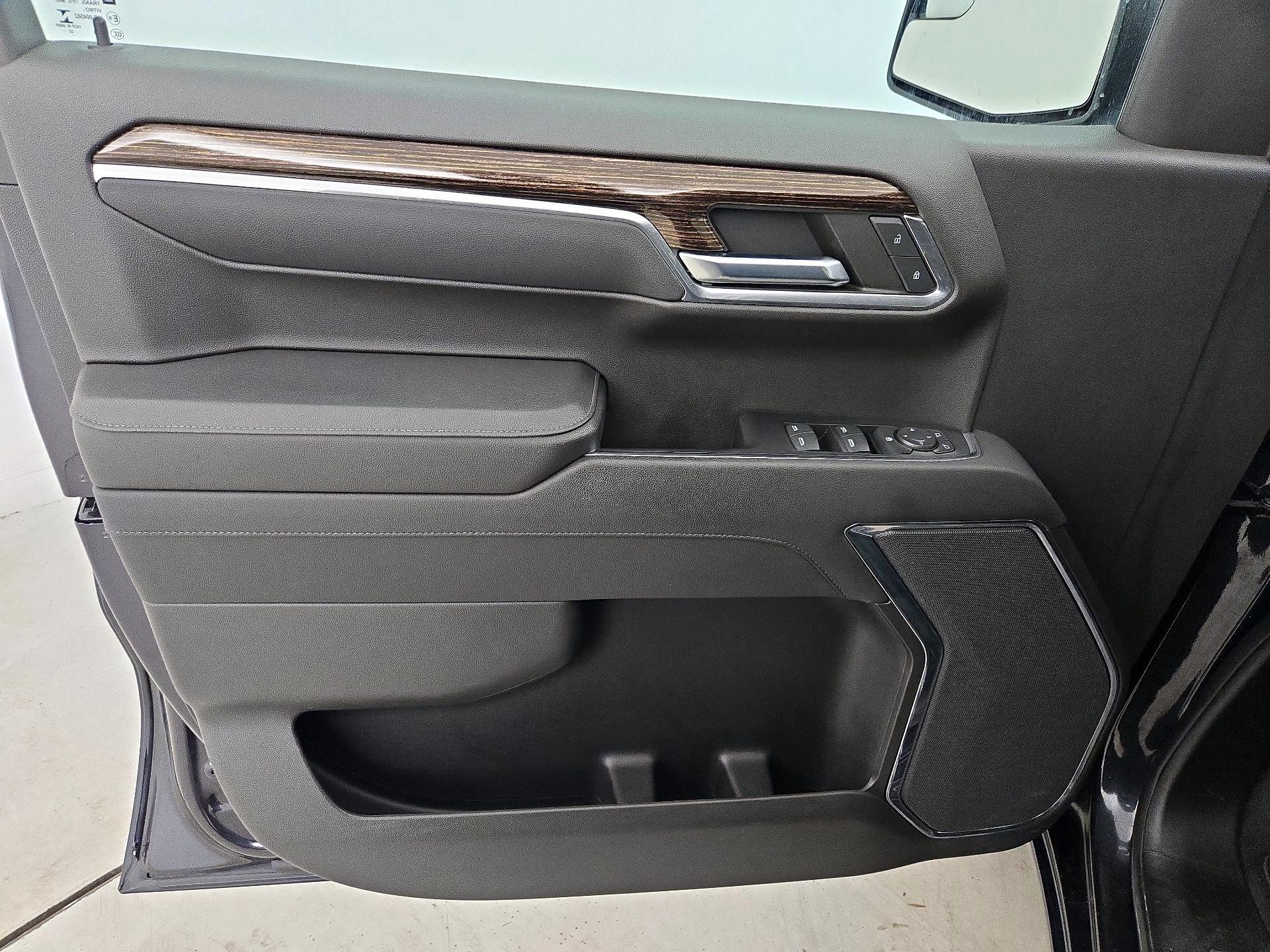 Thumbnail: 2023 GMC Sierra 1500 - 12