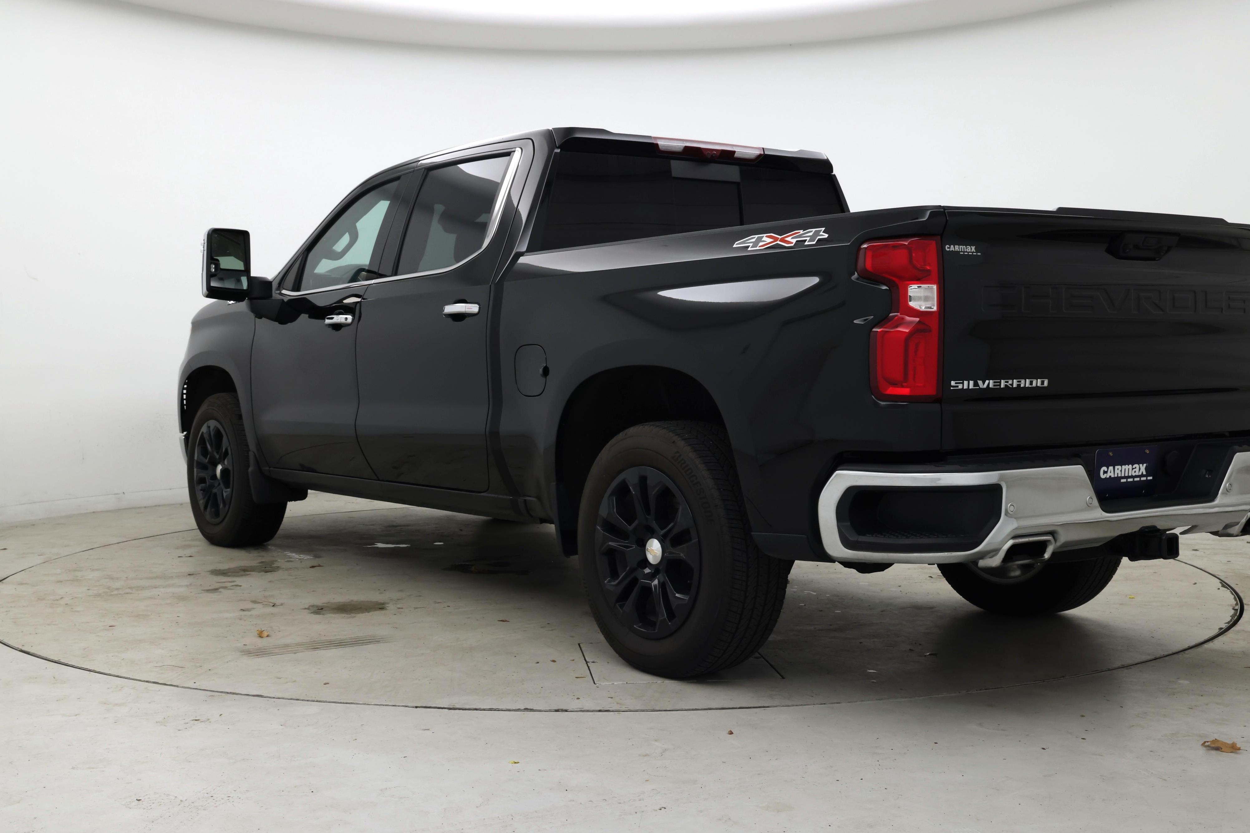 Thumbnail: 2024 Chevrolet Silverado 1500 - 2