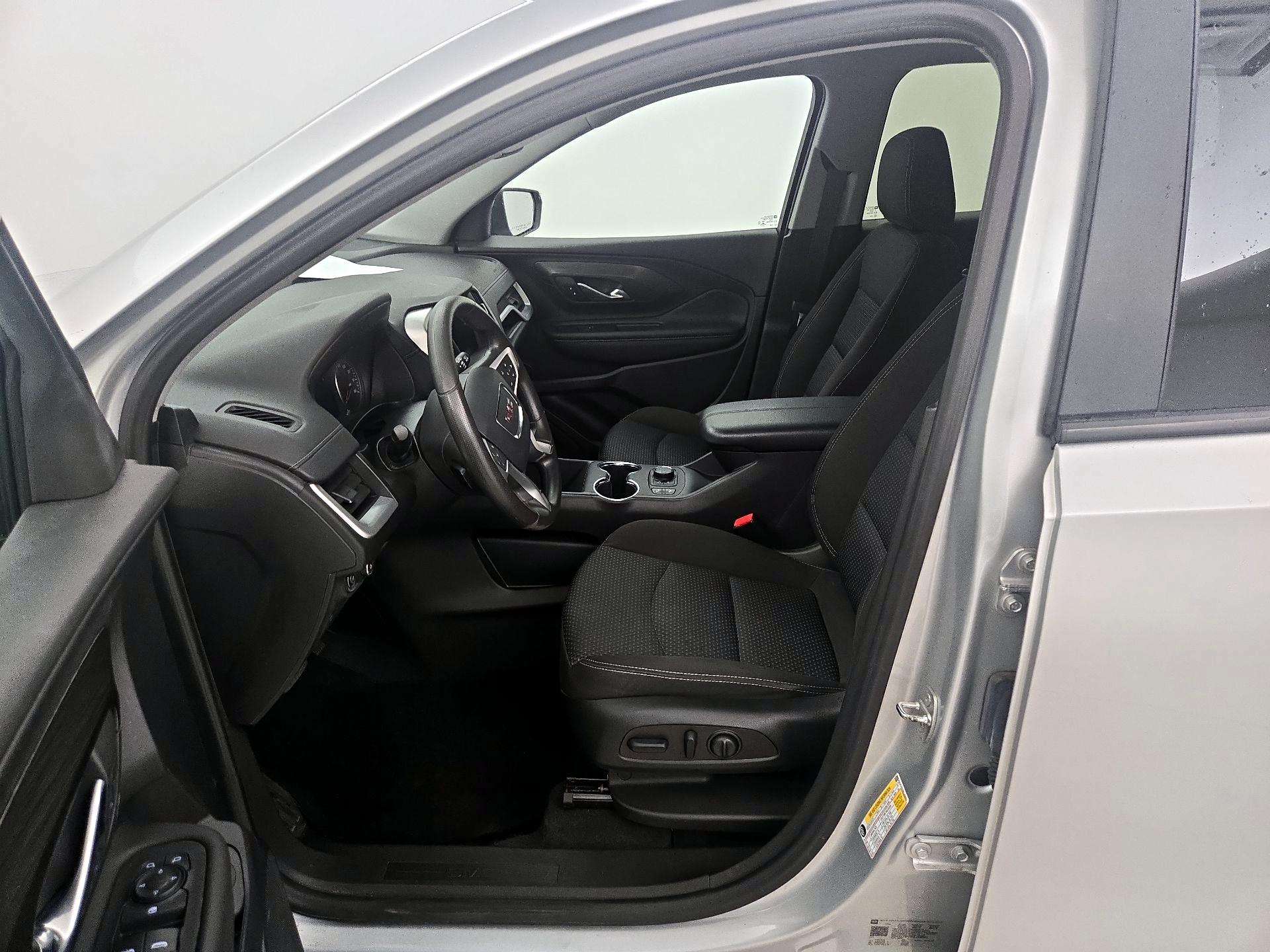 Thumbnail: 2022 GMC Terrain - 11