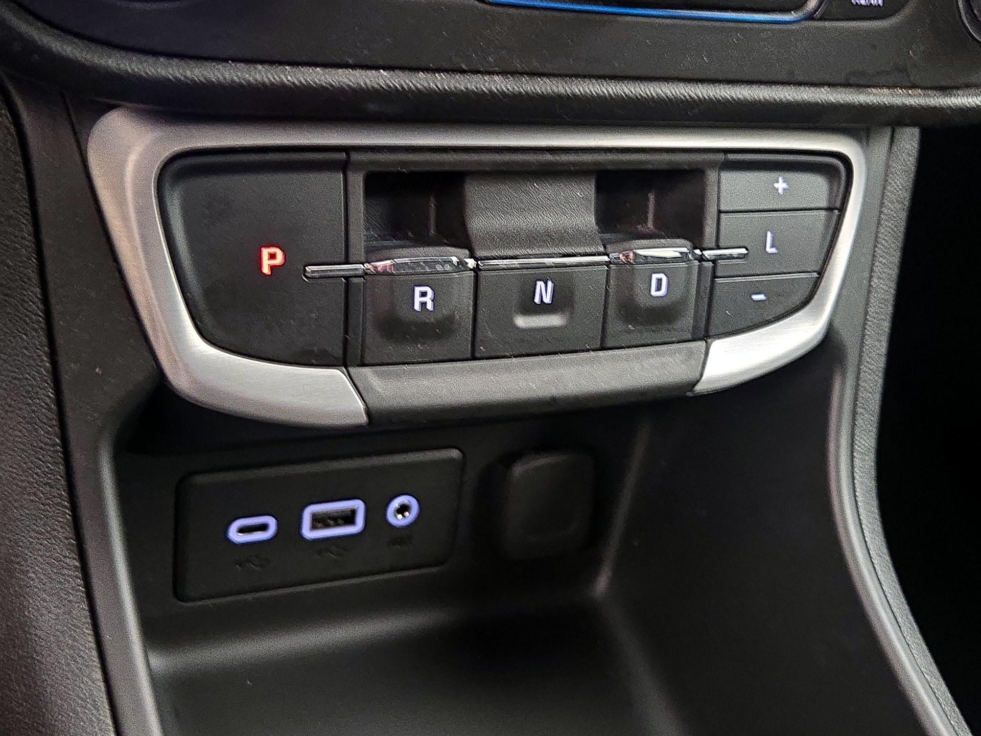 Thumbnail: 2022 GMC Terrain - 17