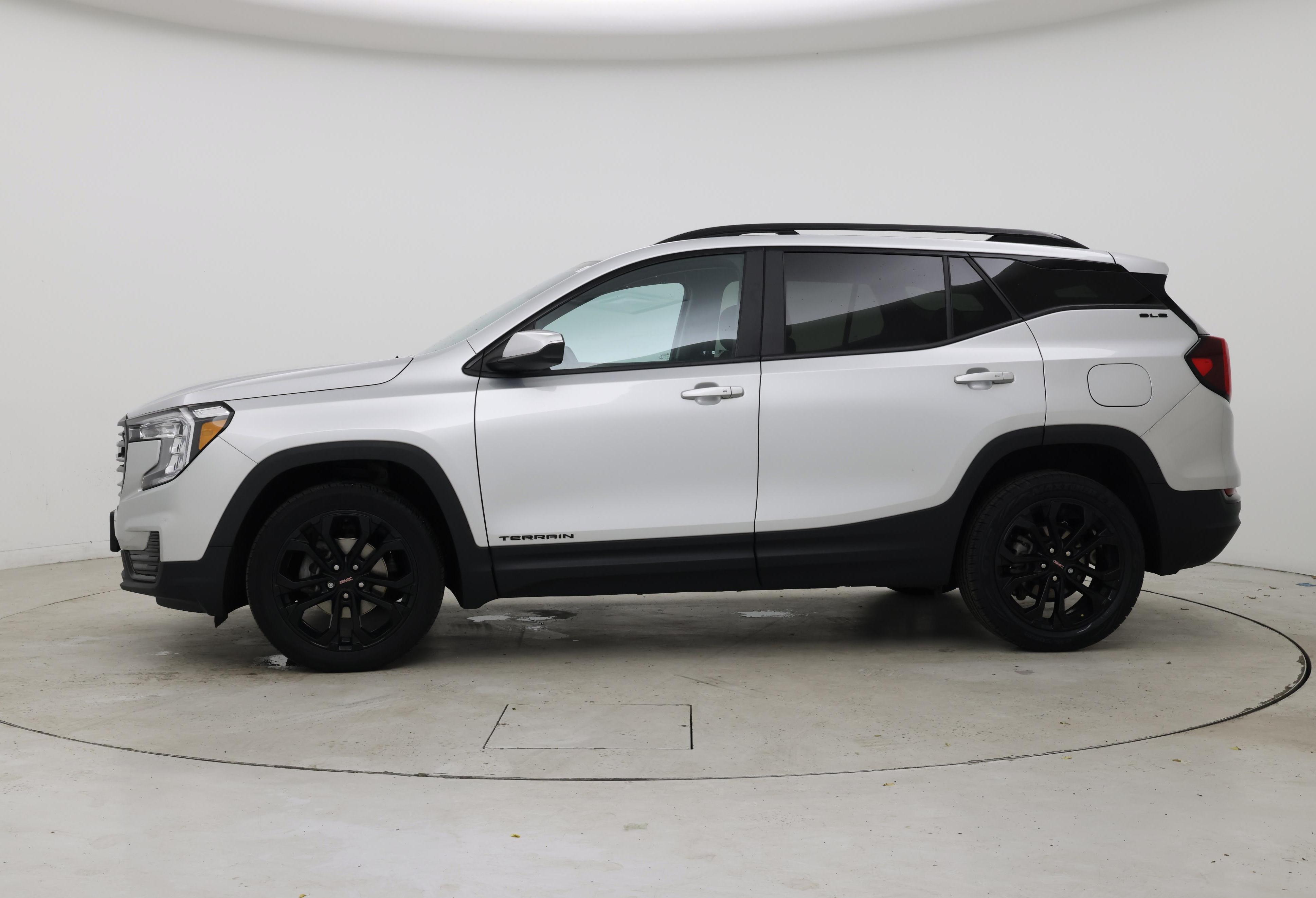 Thumbnail: 2022 GMC Terrain - 3