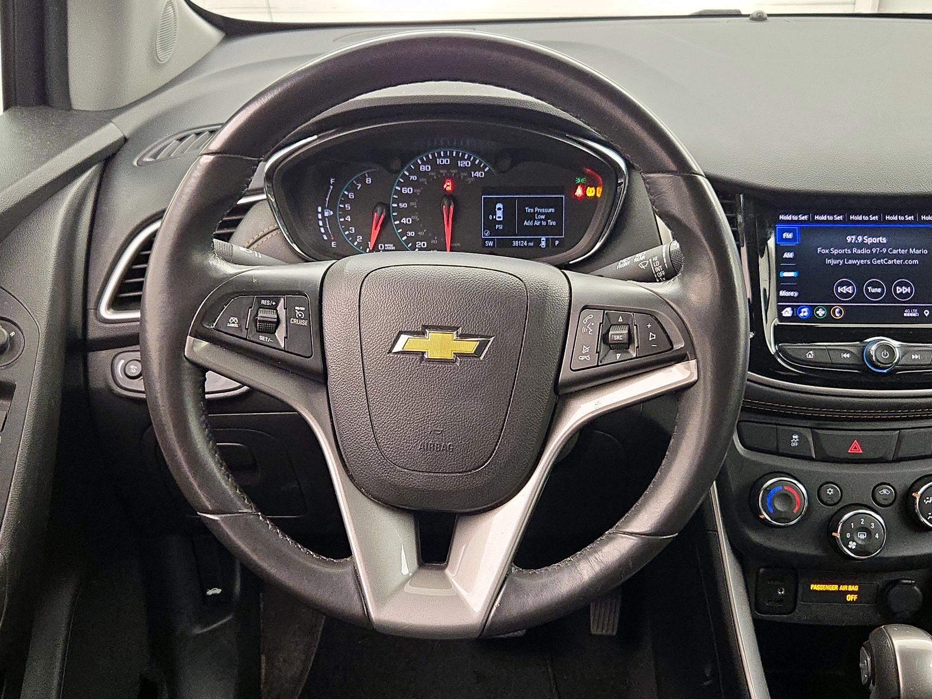 Thumbnail: 2022 Chevrolet Trax - 10