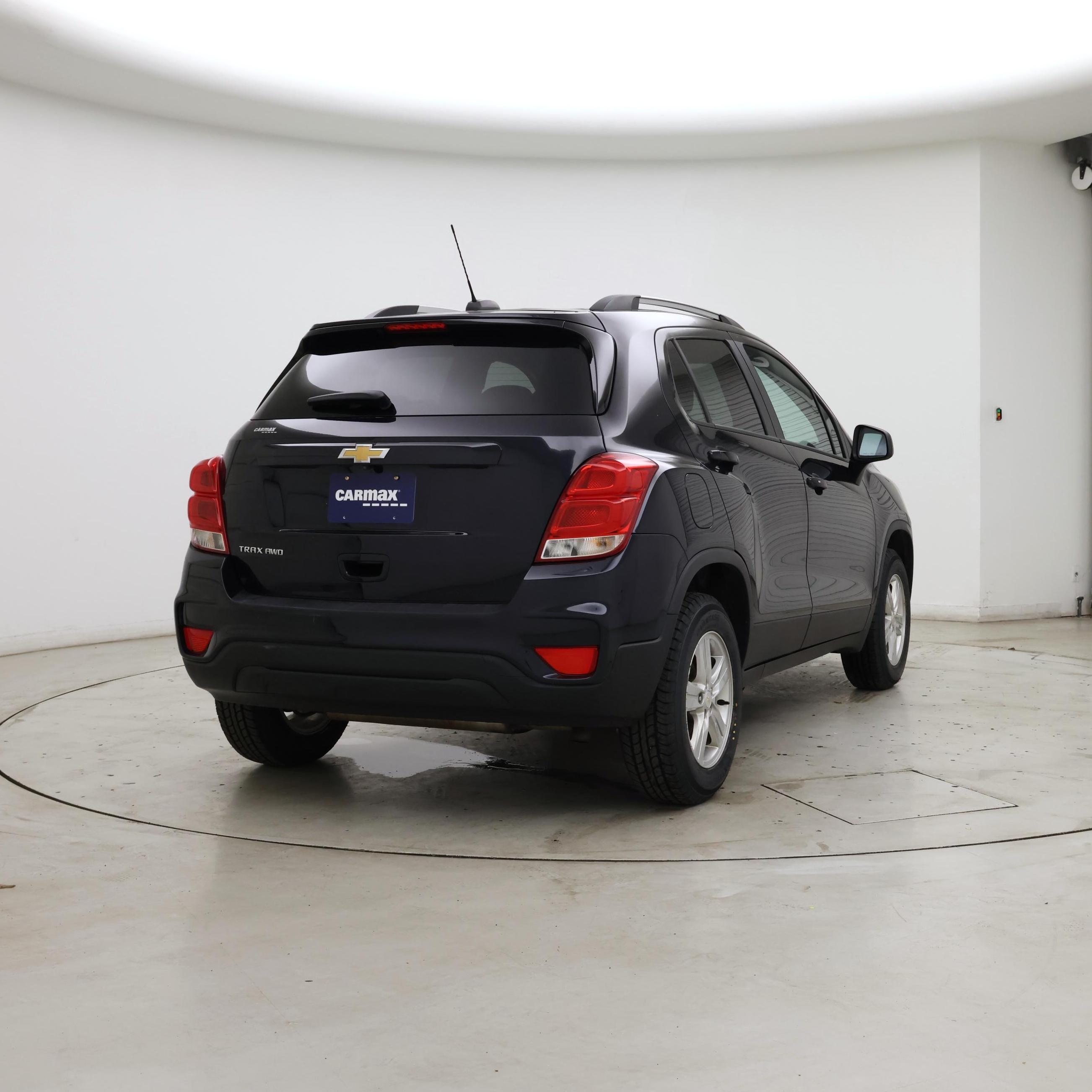 Thumbnail: 2022 Chevrolet Trax - 8