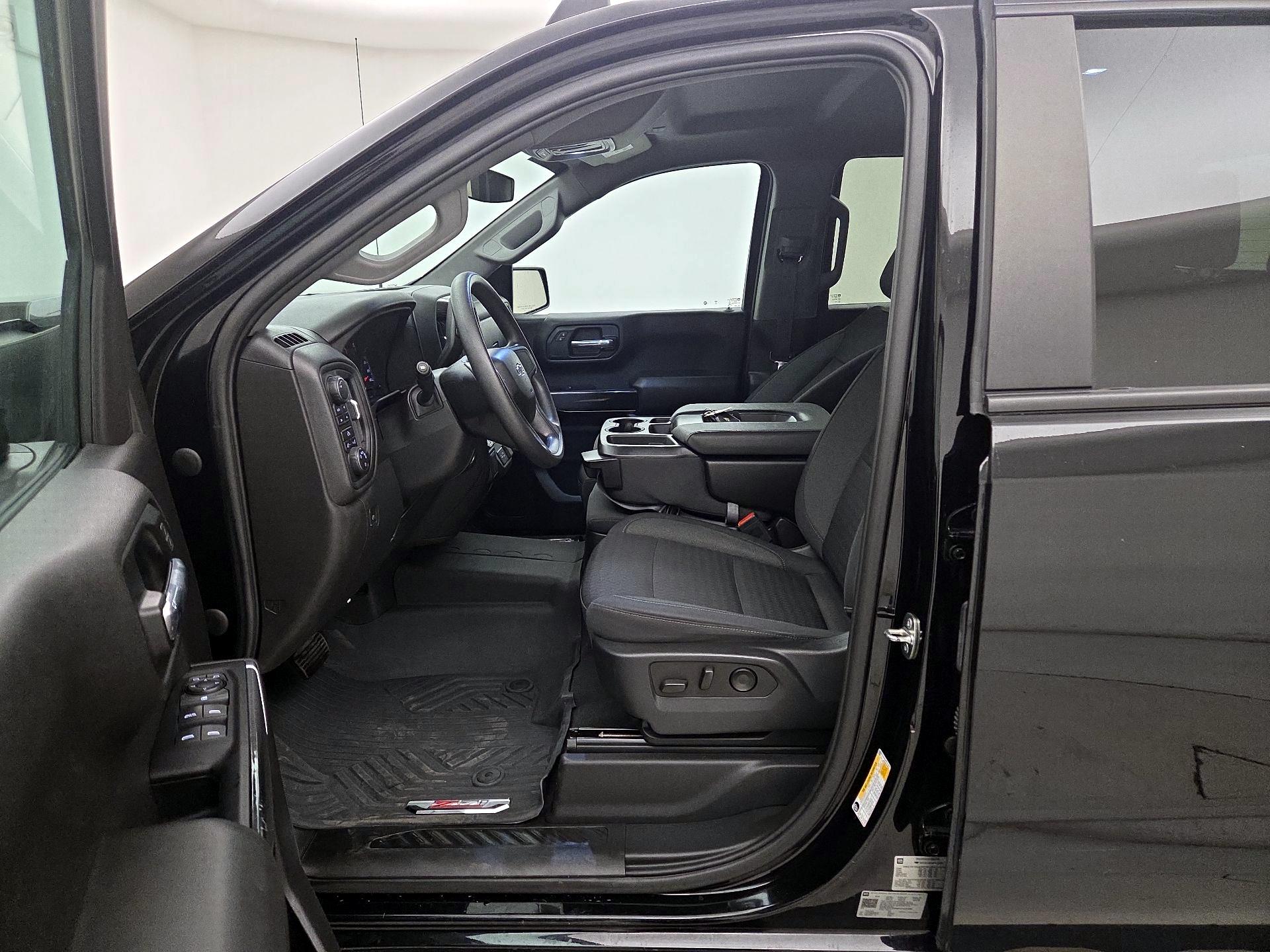 Thumbnail: 2023 Chevrolet Silverado 1500 - 11