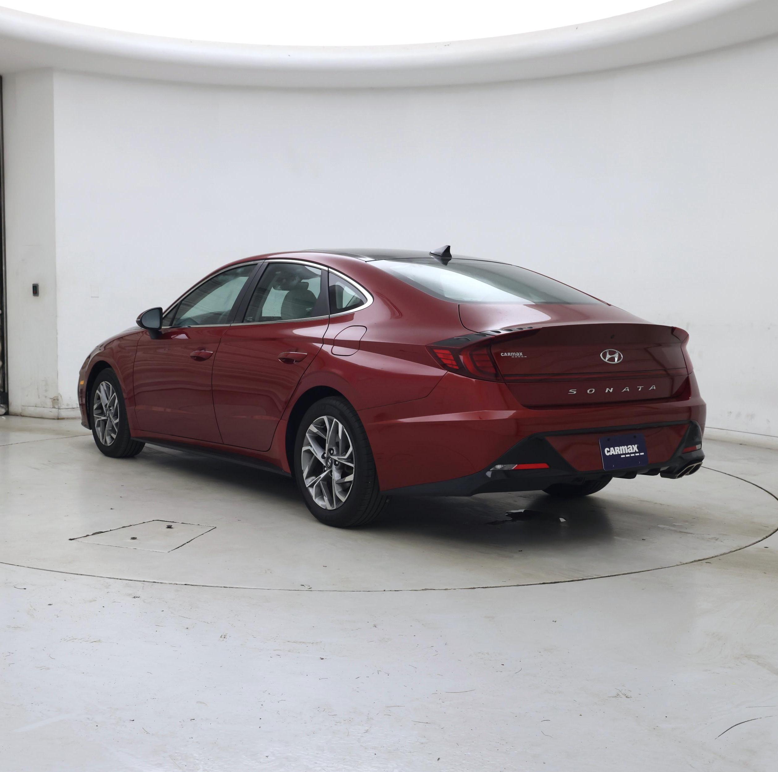 Thumbnail: 2023 Hyundai Sonata - 2
