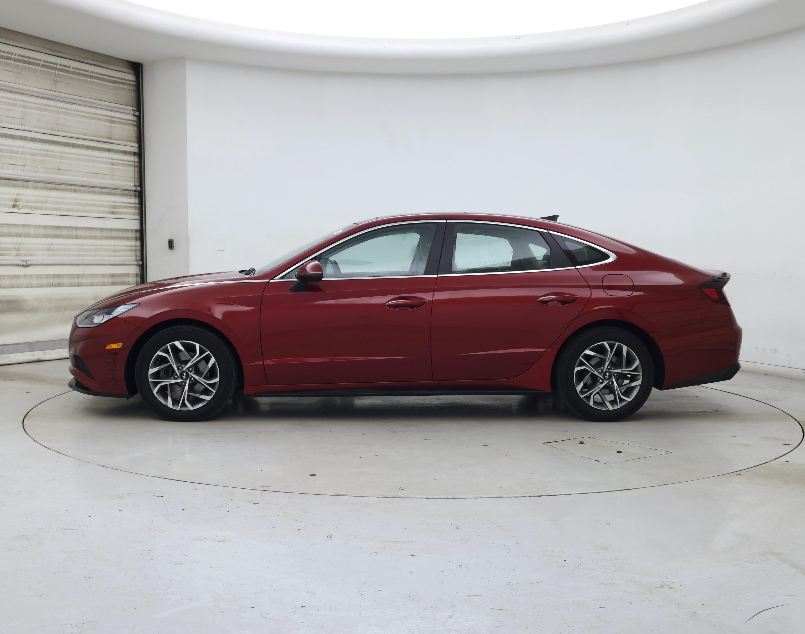 Thumbnail: 2023 Hyundai Sonata - 3