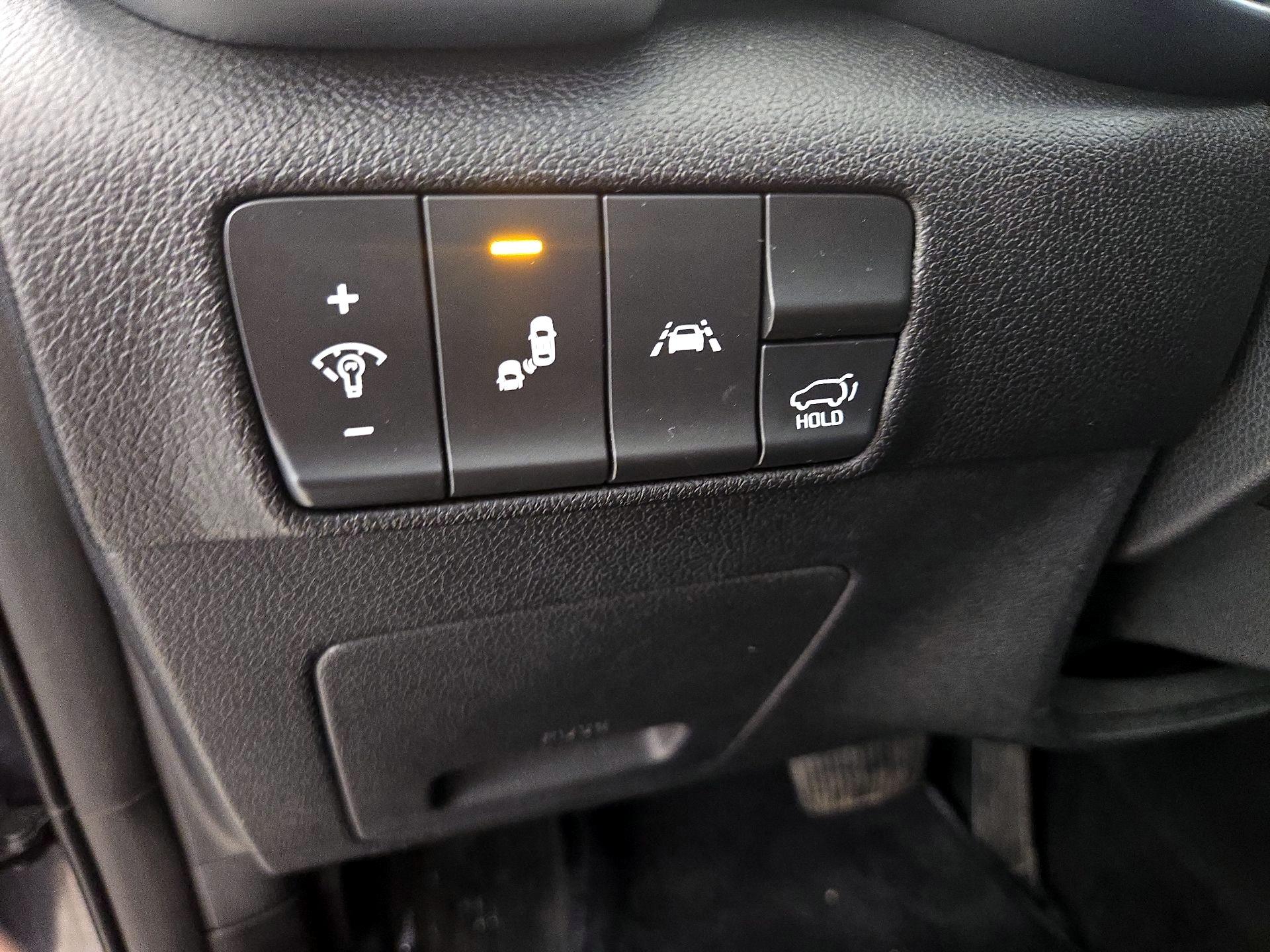 Thumbnail: 2020 Kia Sportage - 13