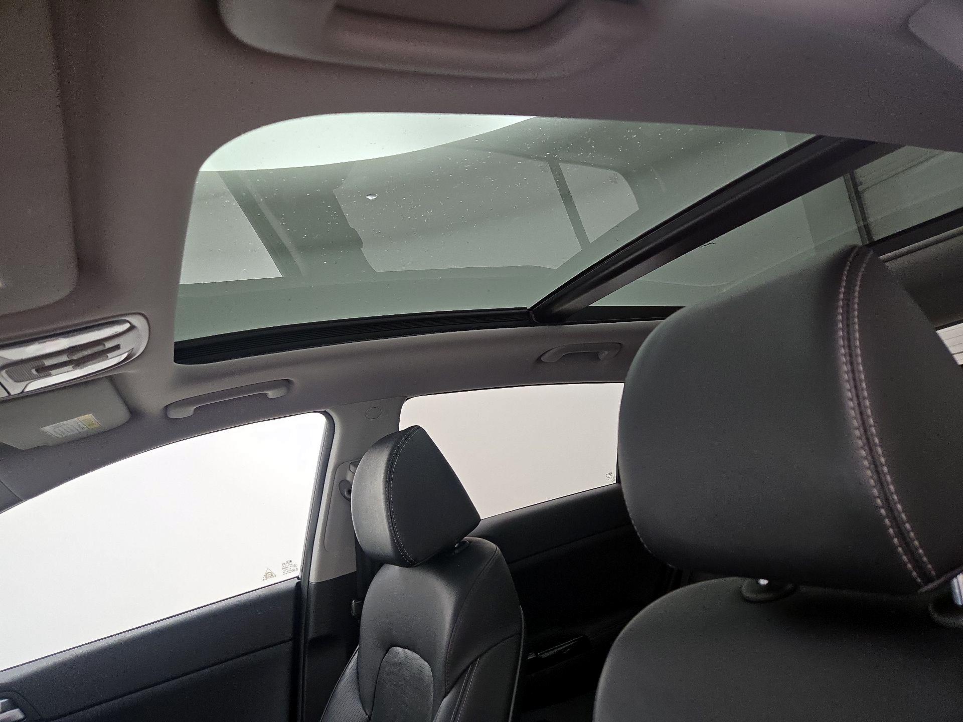 Thumbnail: 2020 Kia Sportage - 20