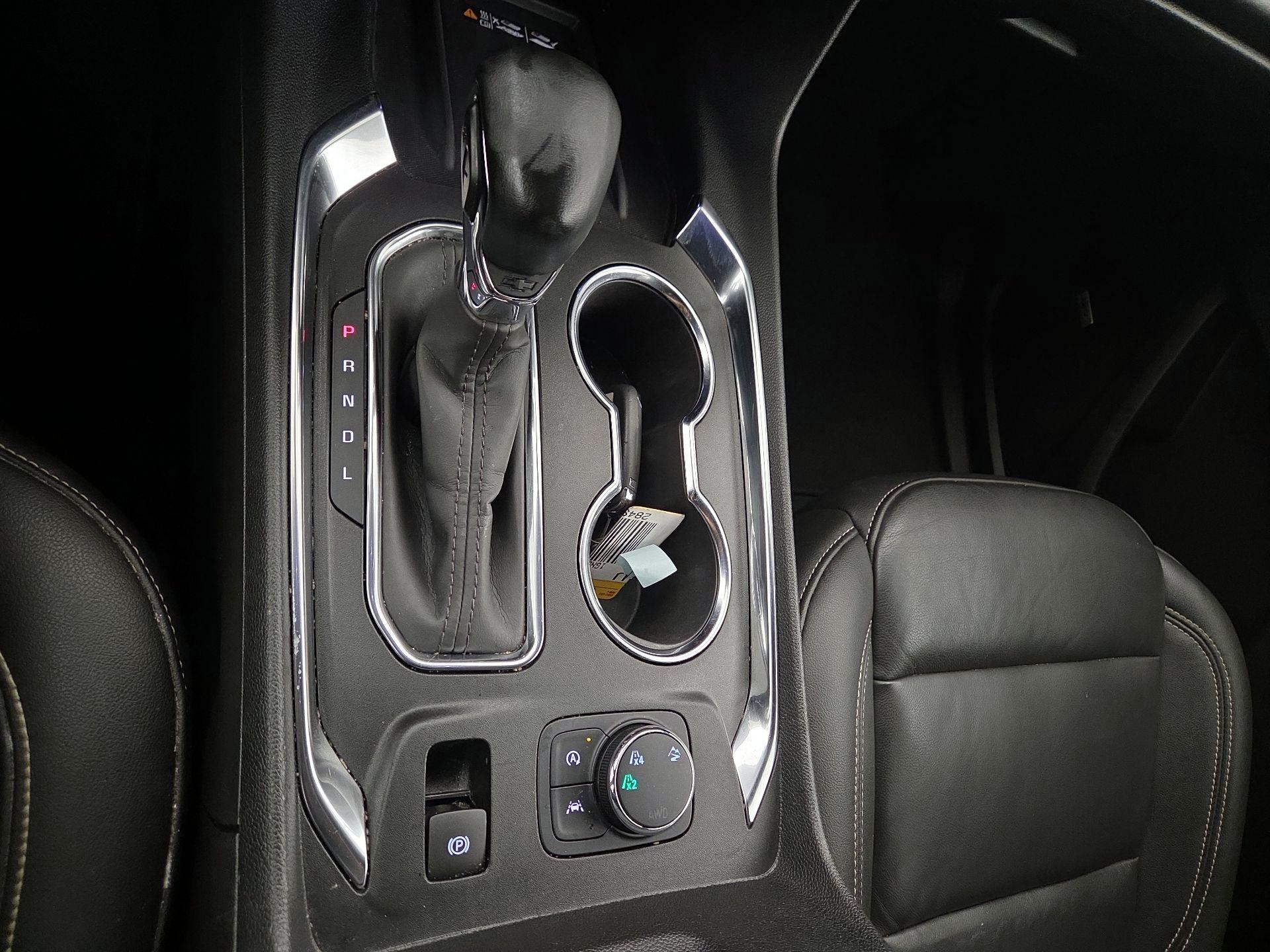 Thumbnail: 2023 Chevrolet Traverse - 17